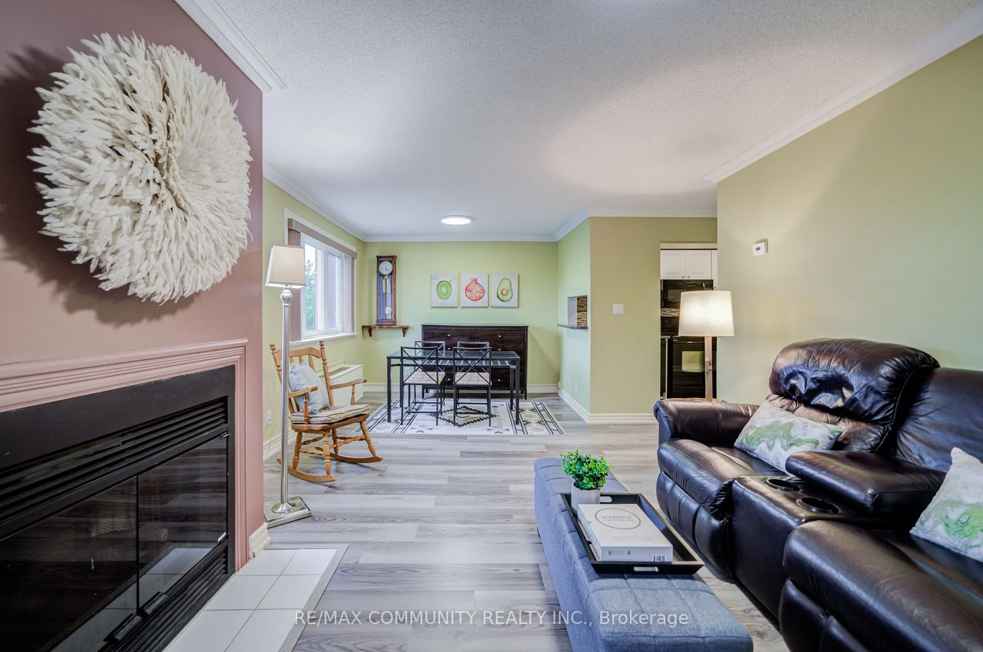 191 Lake Driveway W, #201