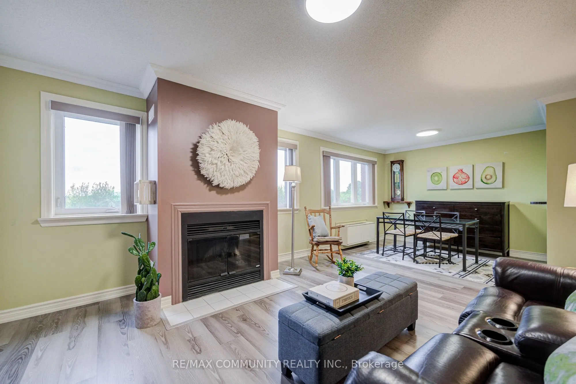 191 Lake Driveway W, #201