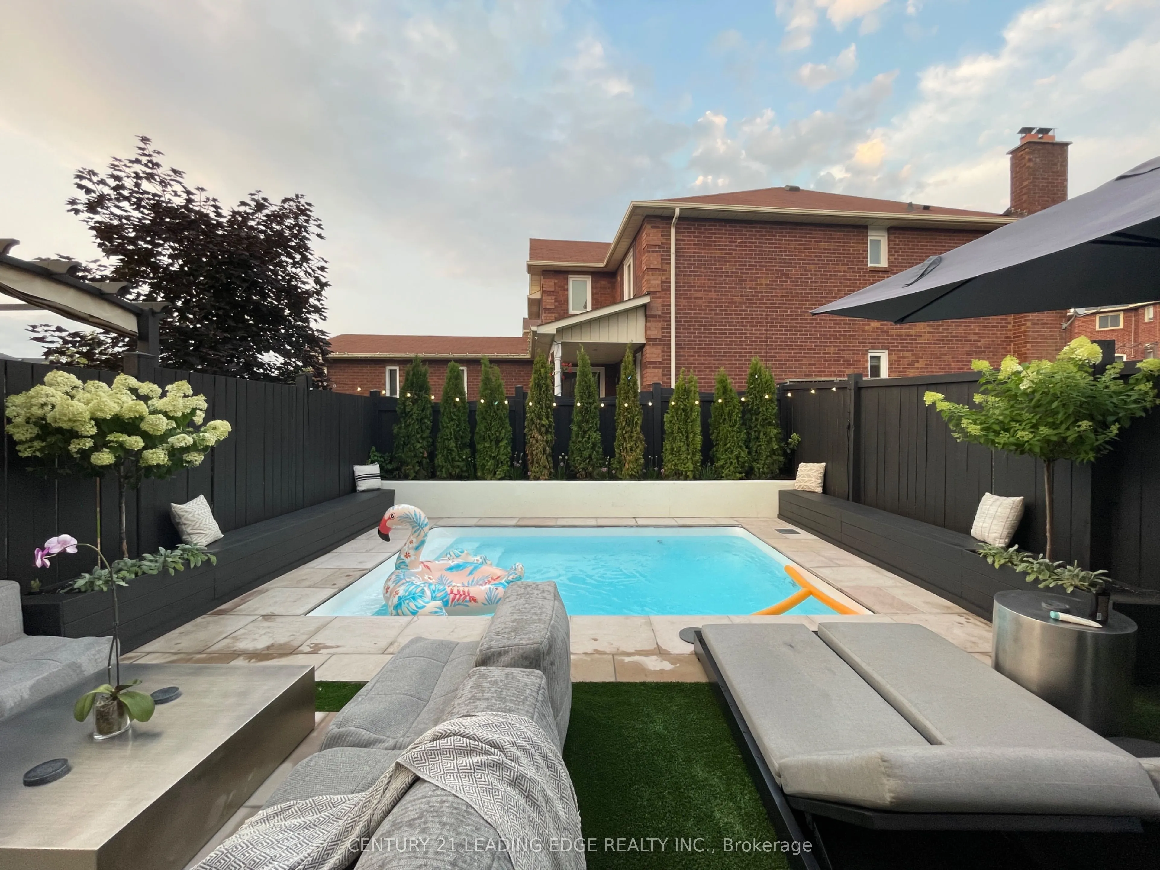 3 Hemans Court