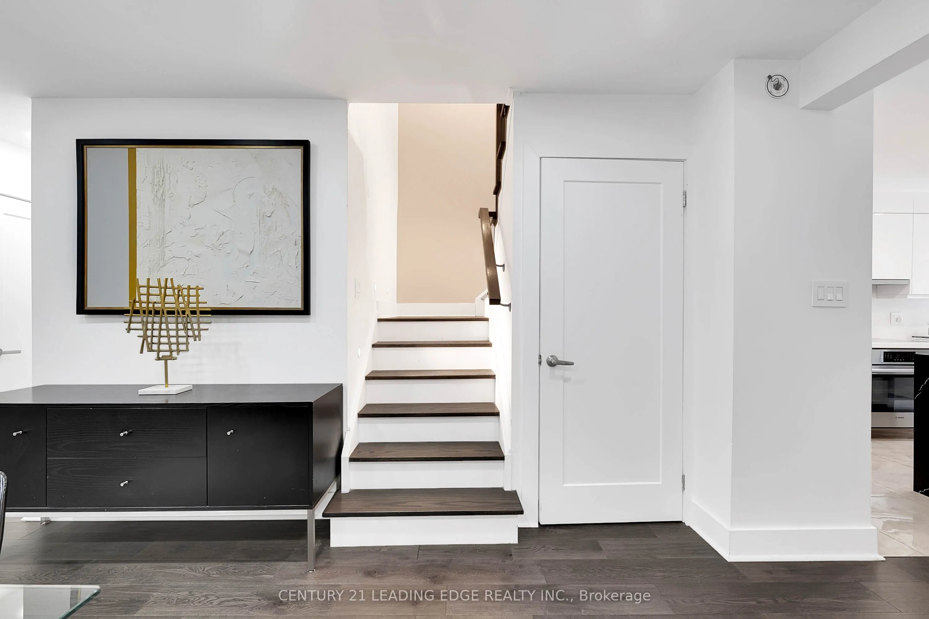 3 Hemans Court
