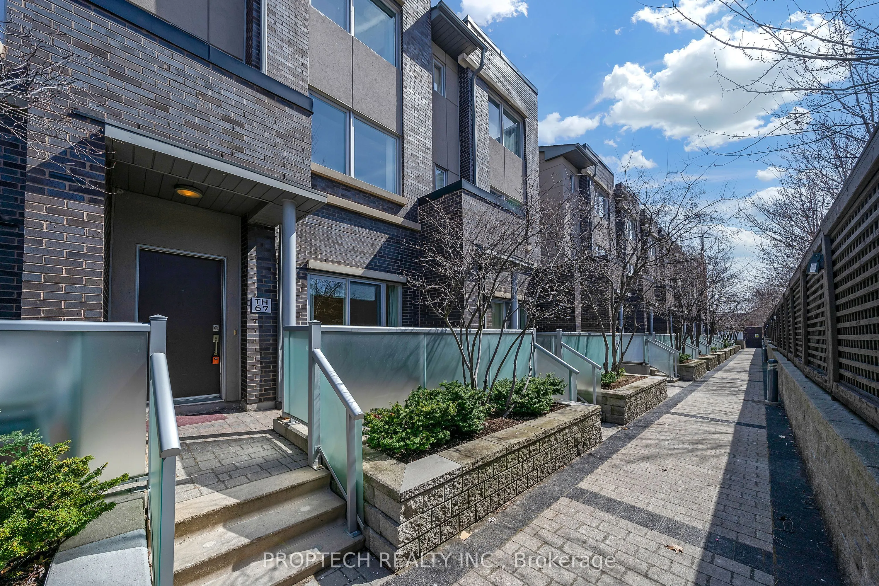 295 Village Green Square, #67