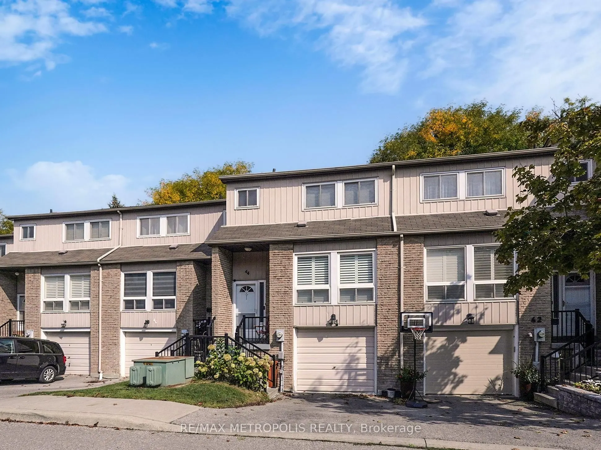 44 Willows Lane, #4040