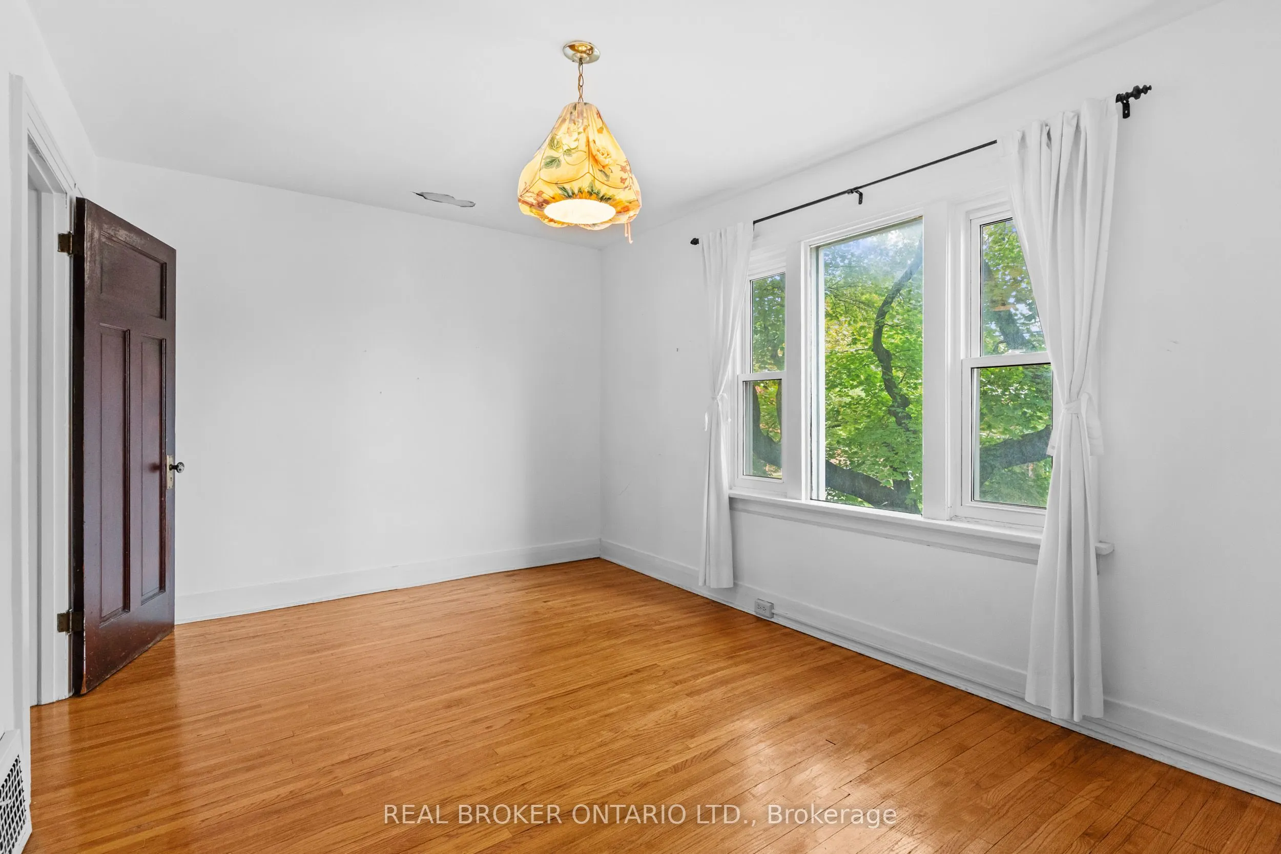 47 Mortimer Avenue