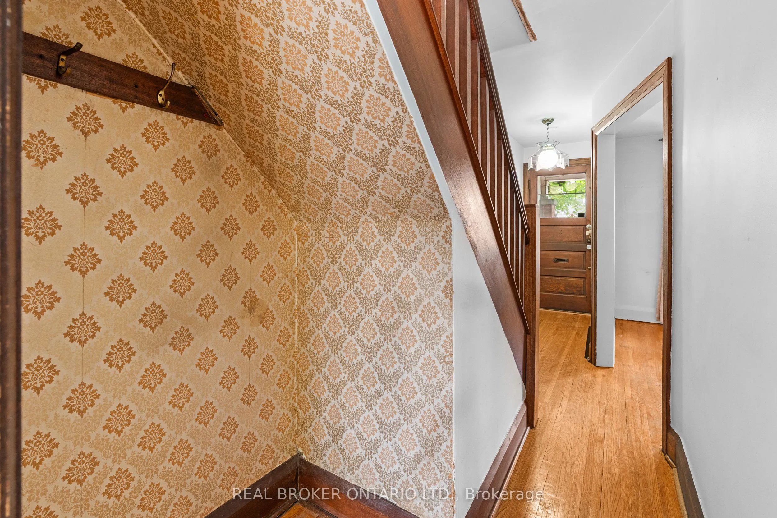 47 Mortimer Avenue