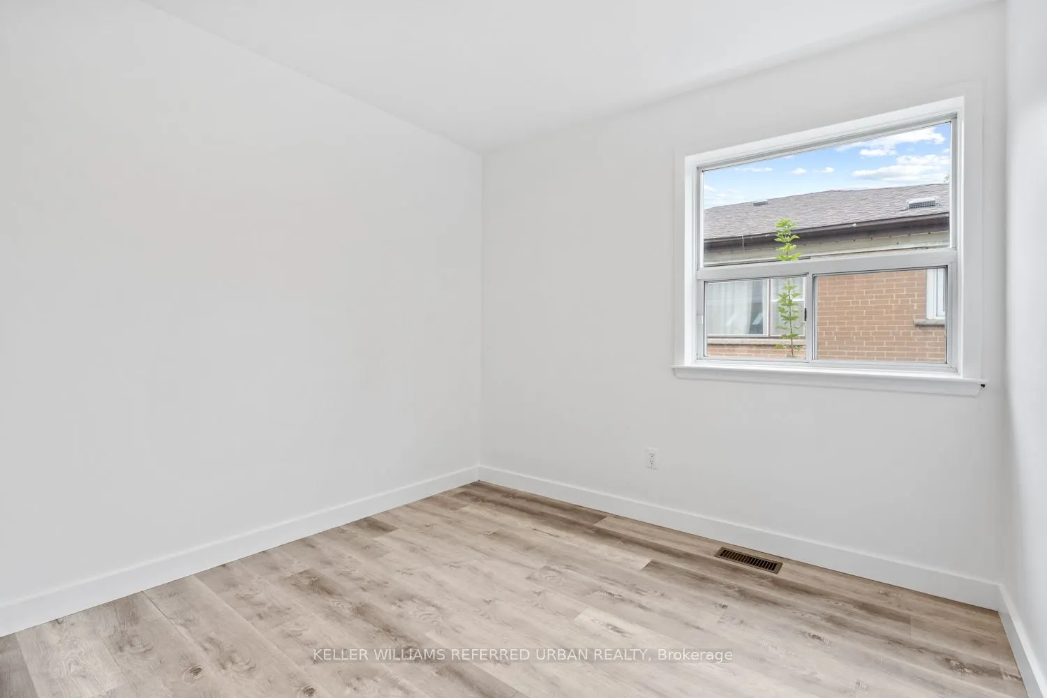 73 Trinnell Boulevard