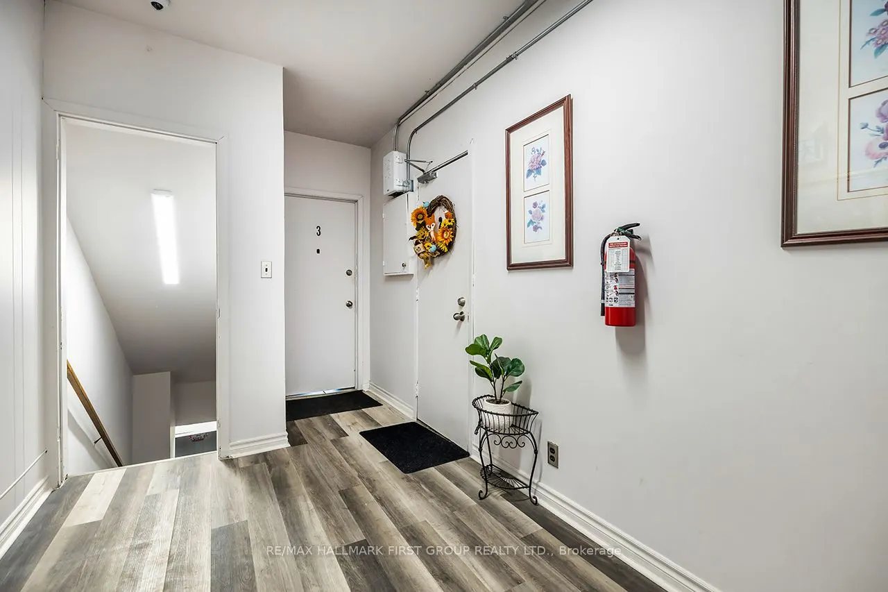 157 Queen Street, #1