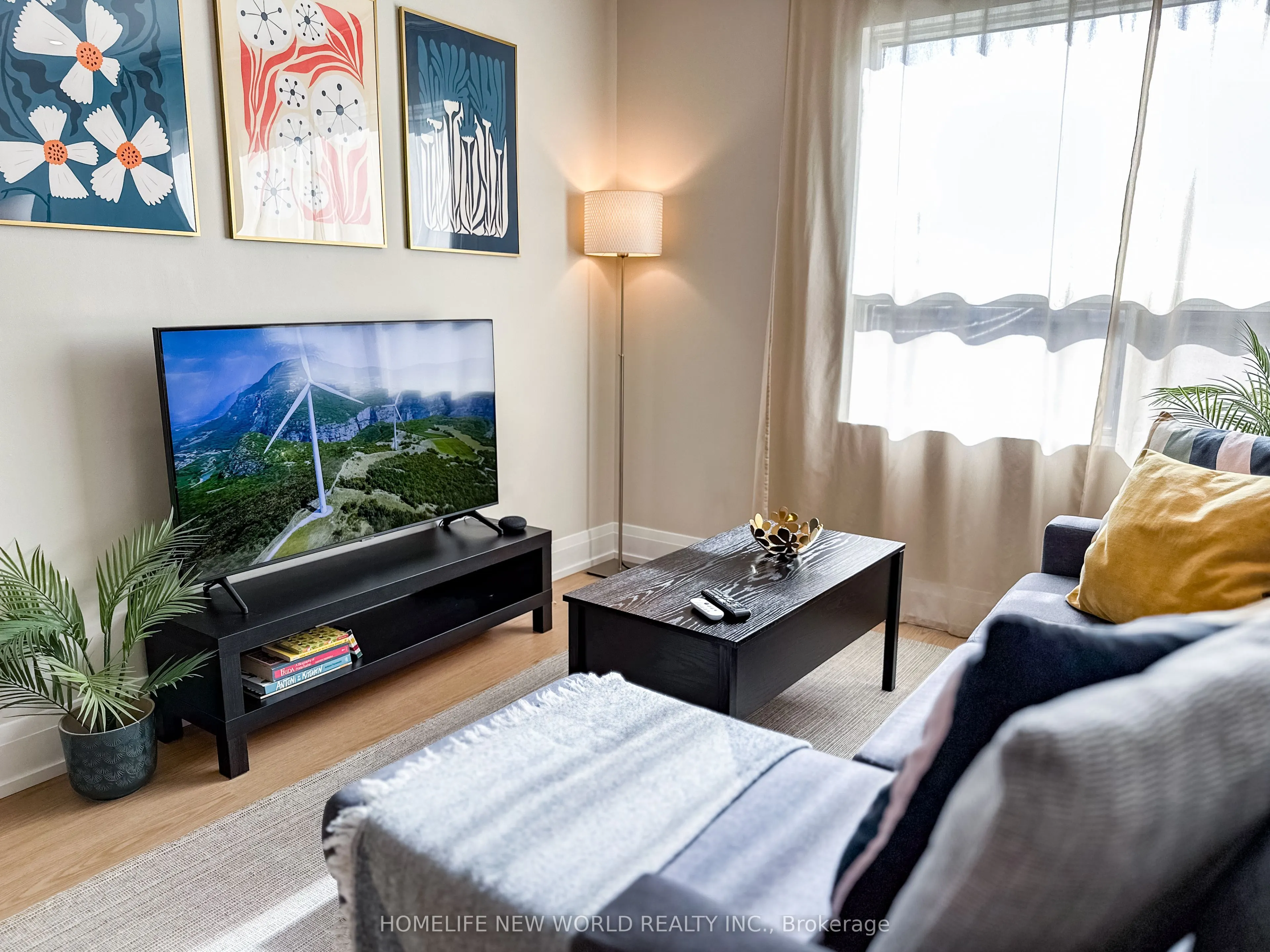 27 Marigold Avenue, #Upper