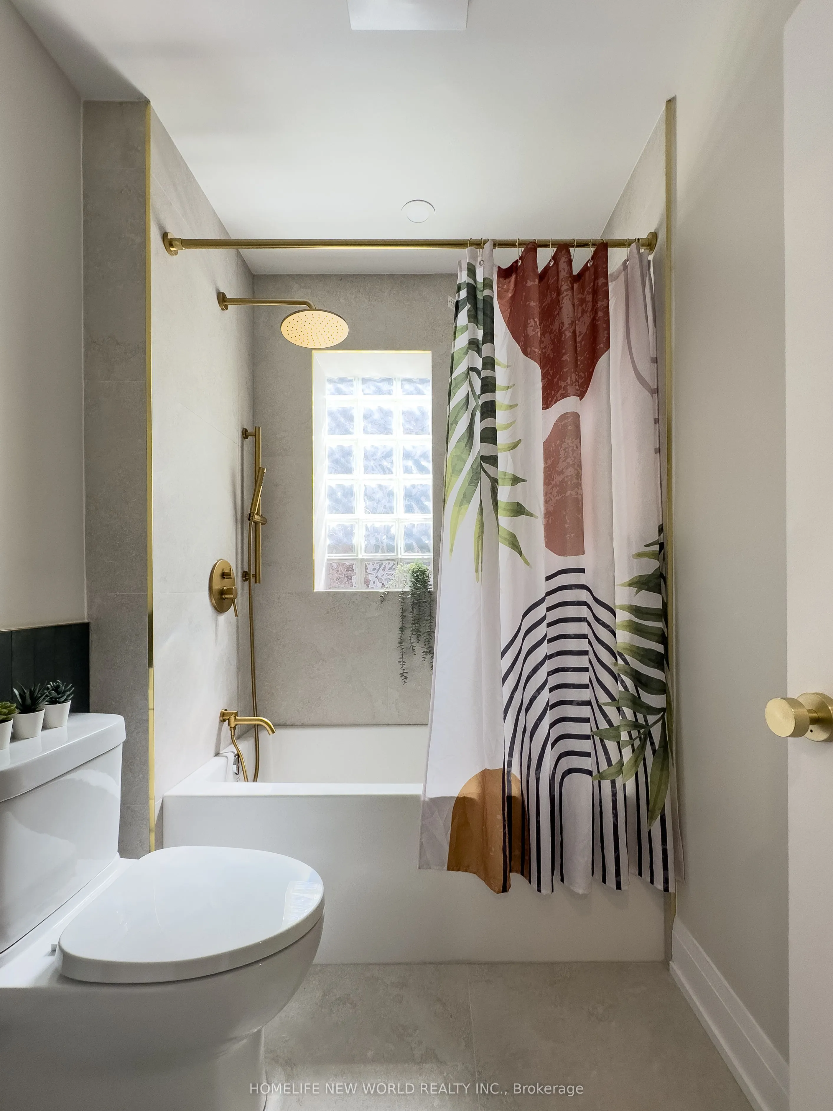 27 Marigold Avenue, #Upper