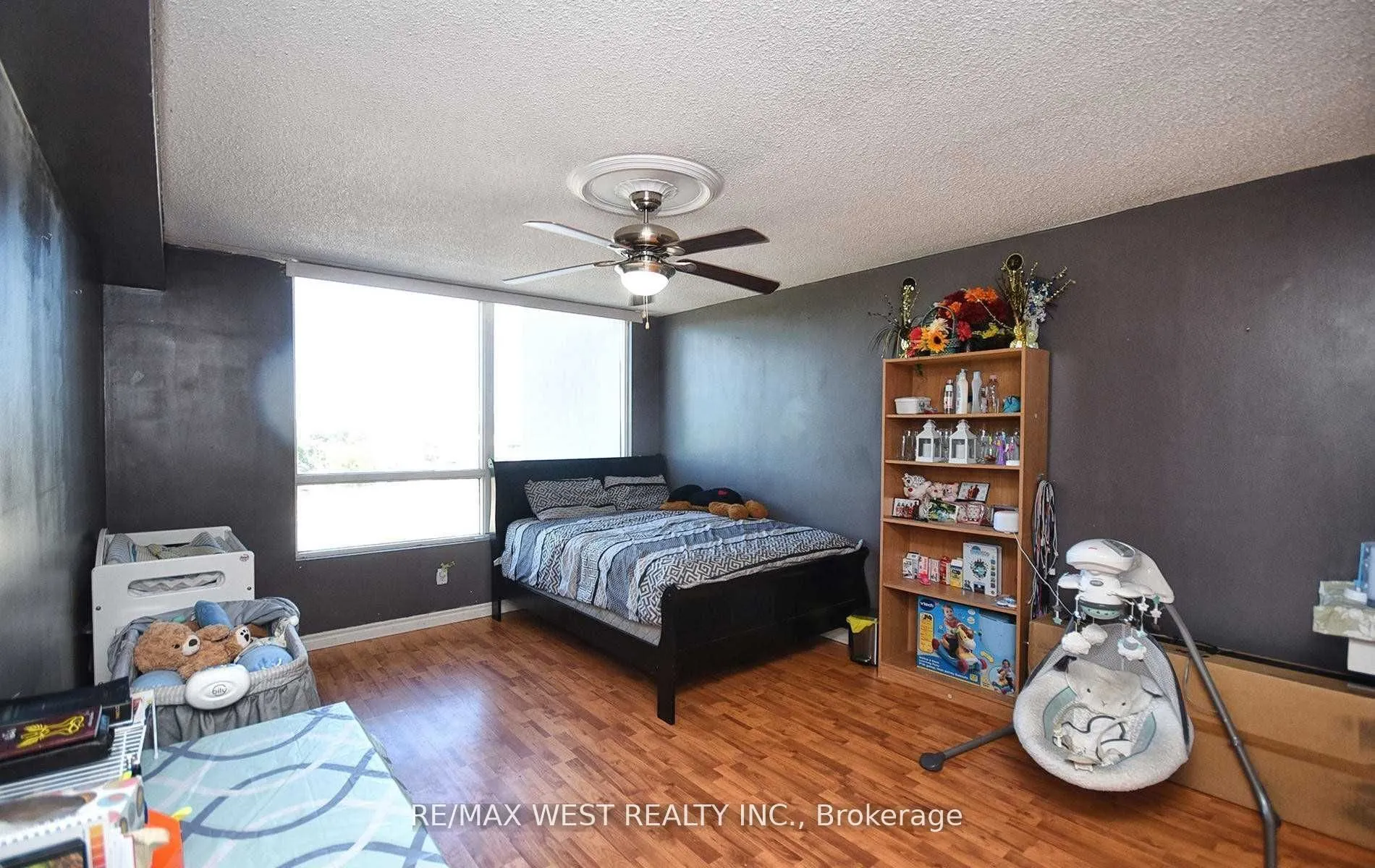1 Reidmount Avenue, #706