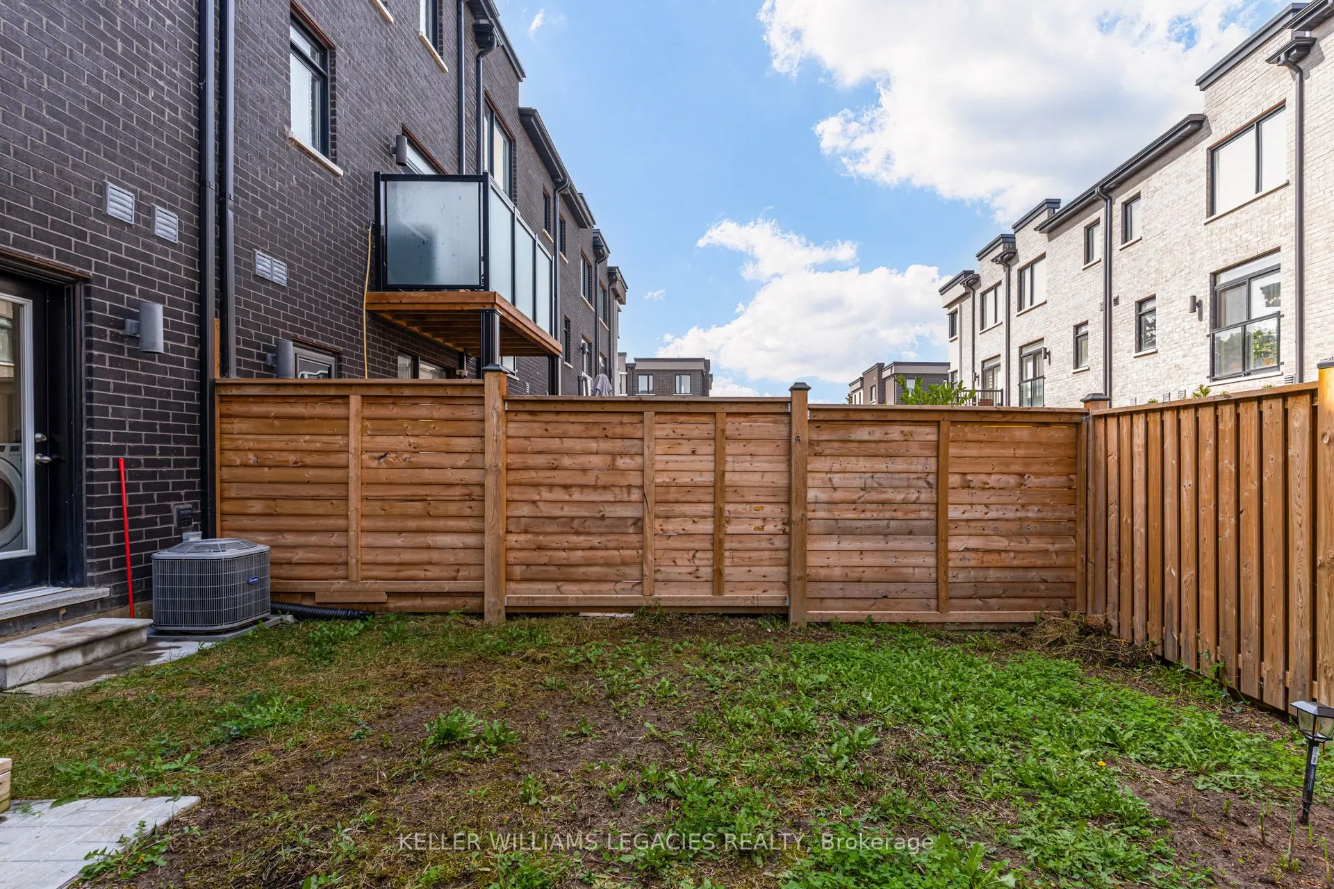 1371 Gull Crossing, #B