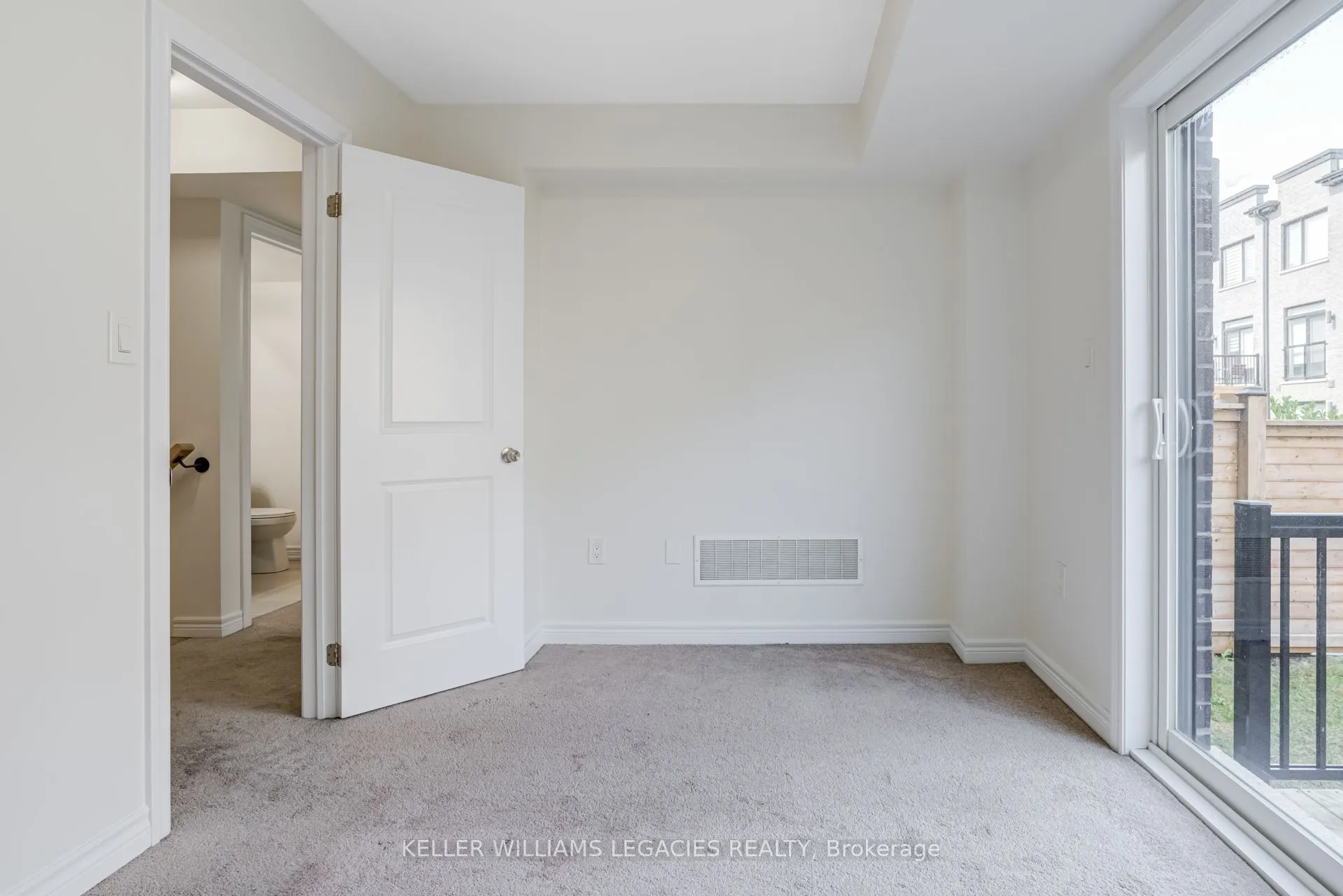 1371 Gull Crossing, #B