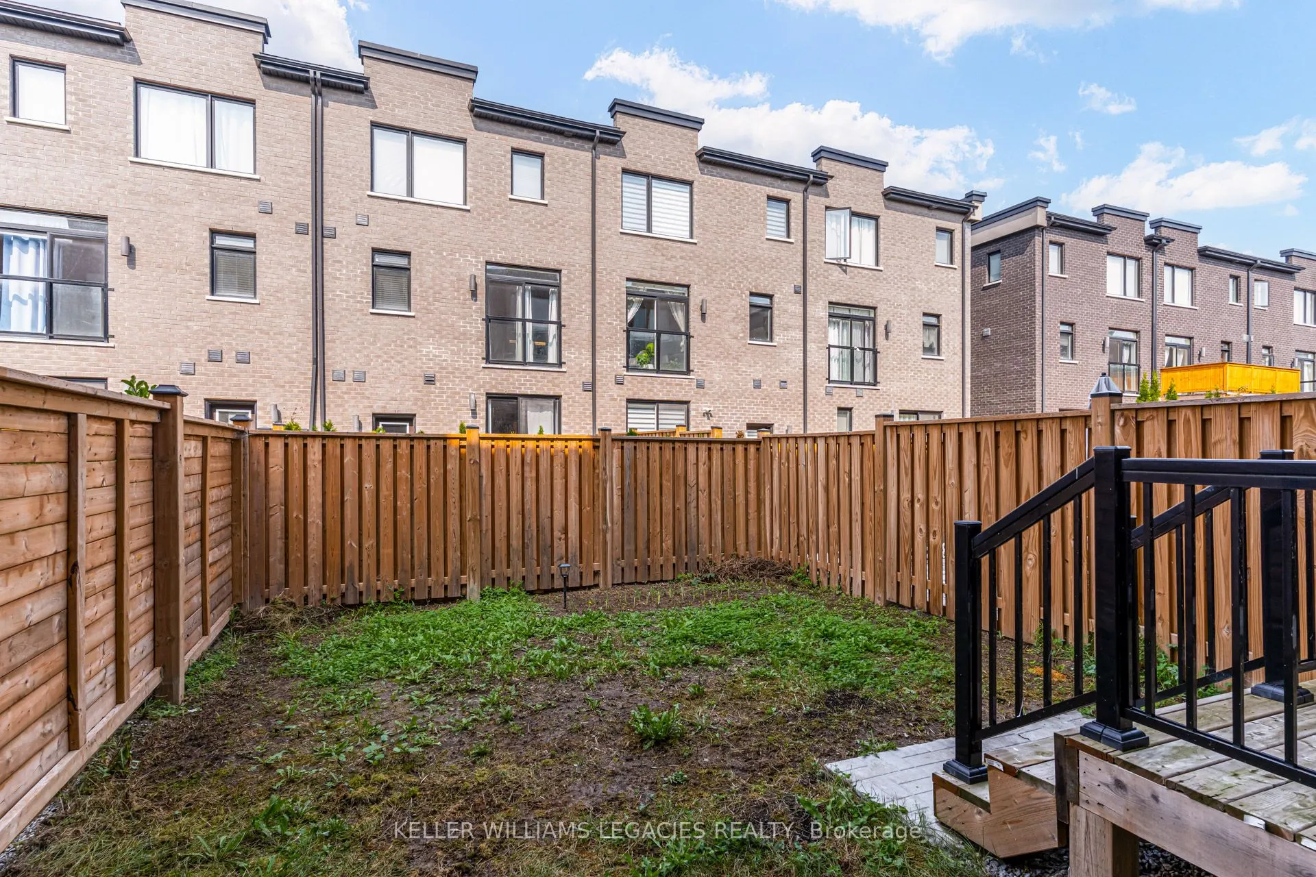 1371 Gull Crossing, #B