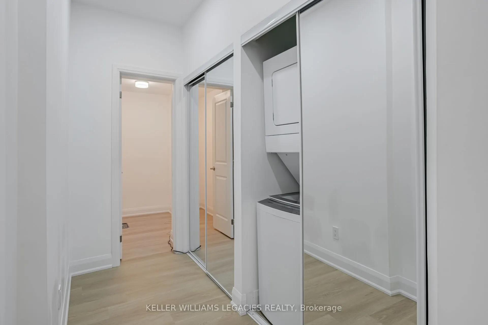 1371 Gull Crossing, #B