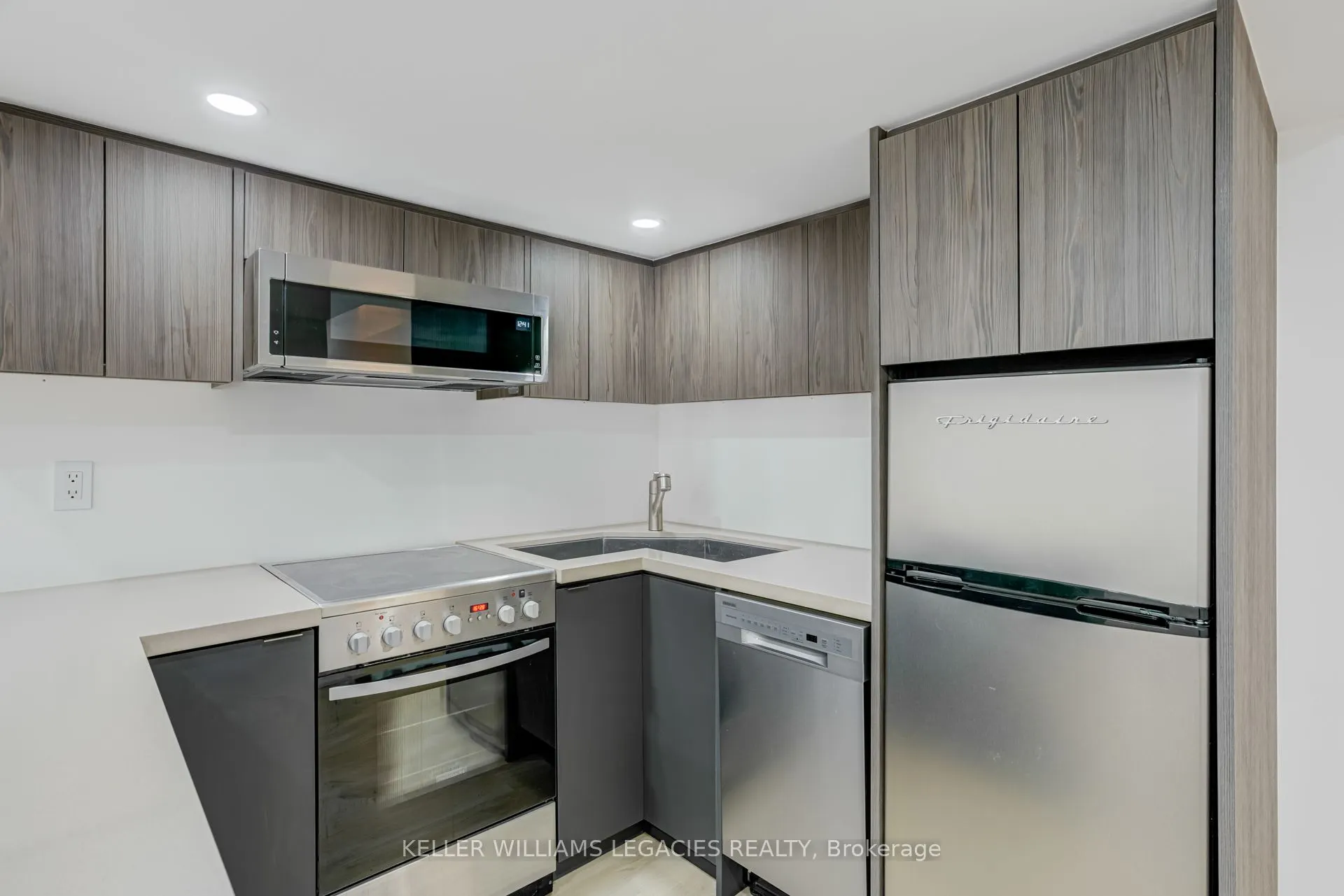 1371 Gull Crossing, #B