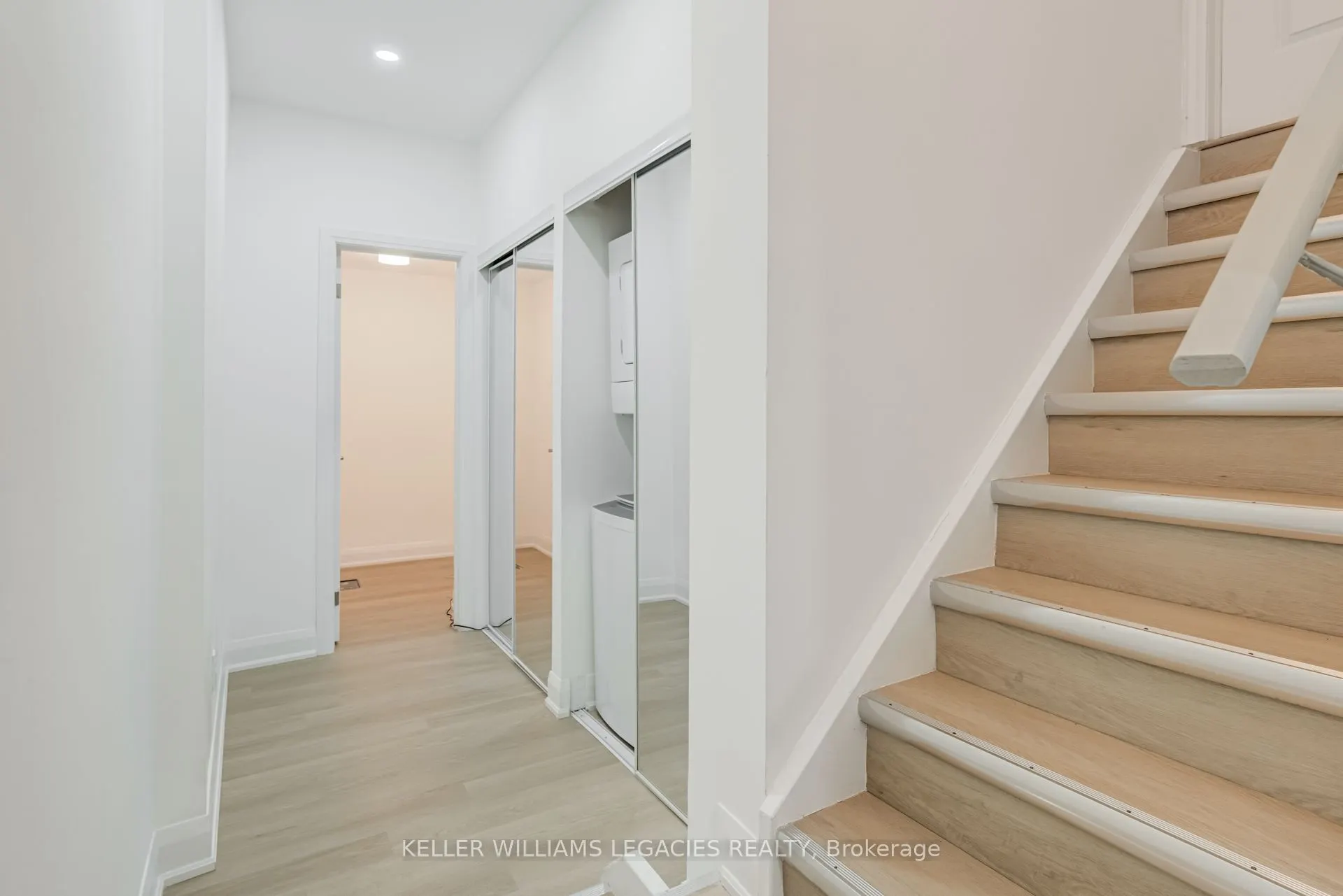 1371 Gull Crossing, #B
