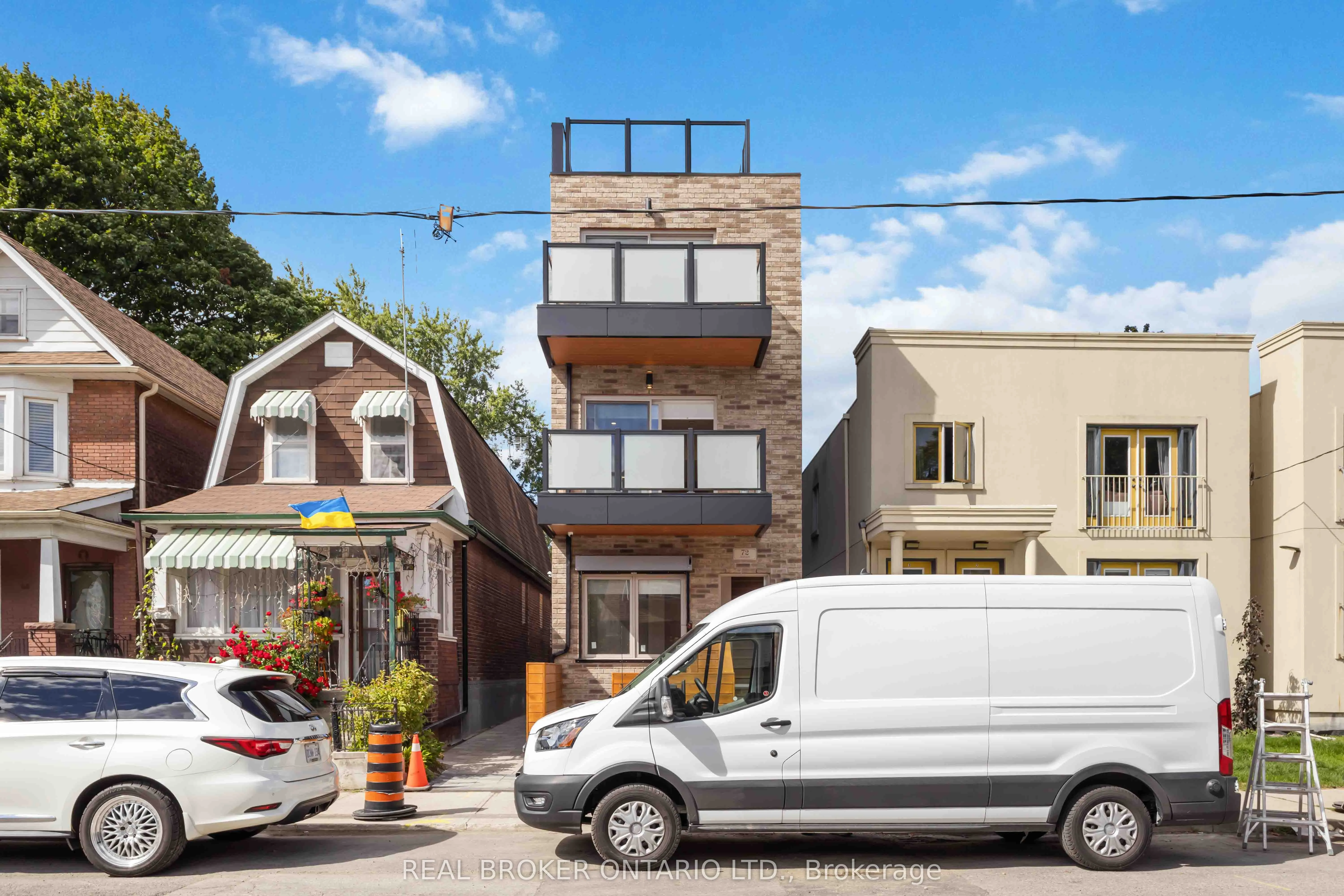72 Jones Avenue, #Unit R