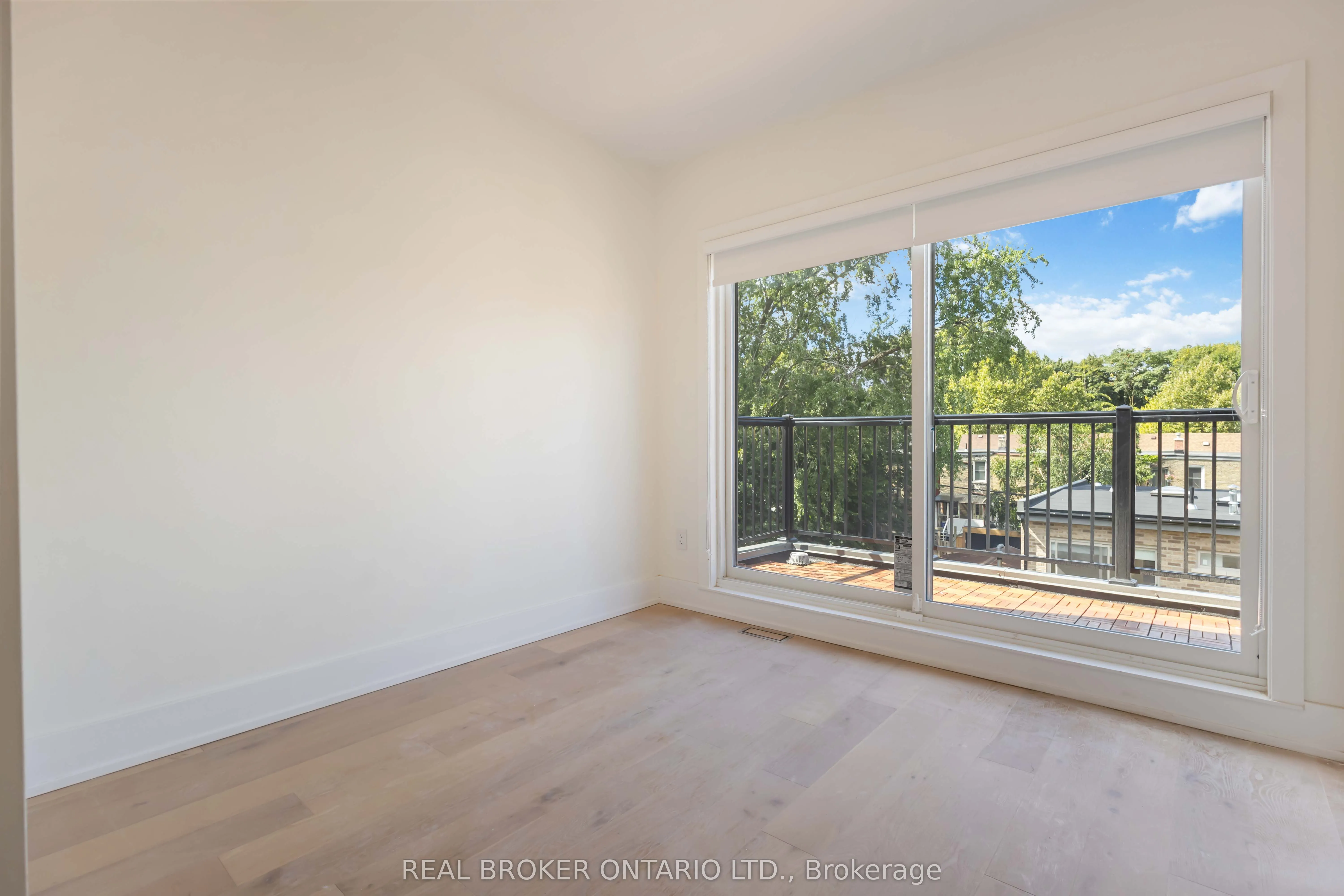 72 Jones Avenue, #Unit R