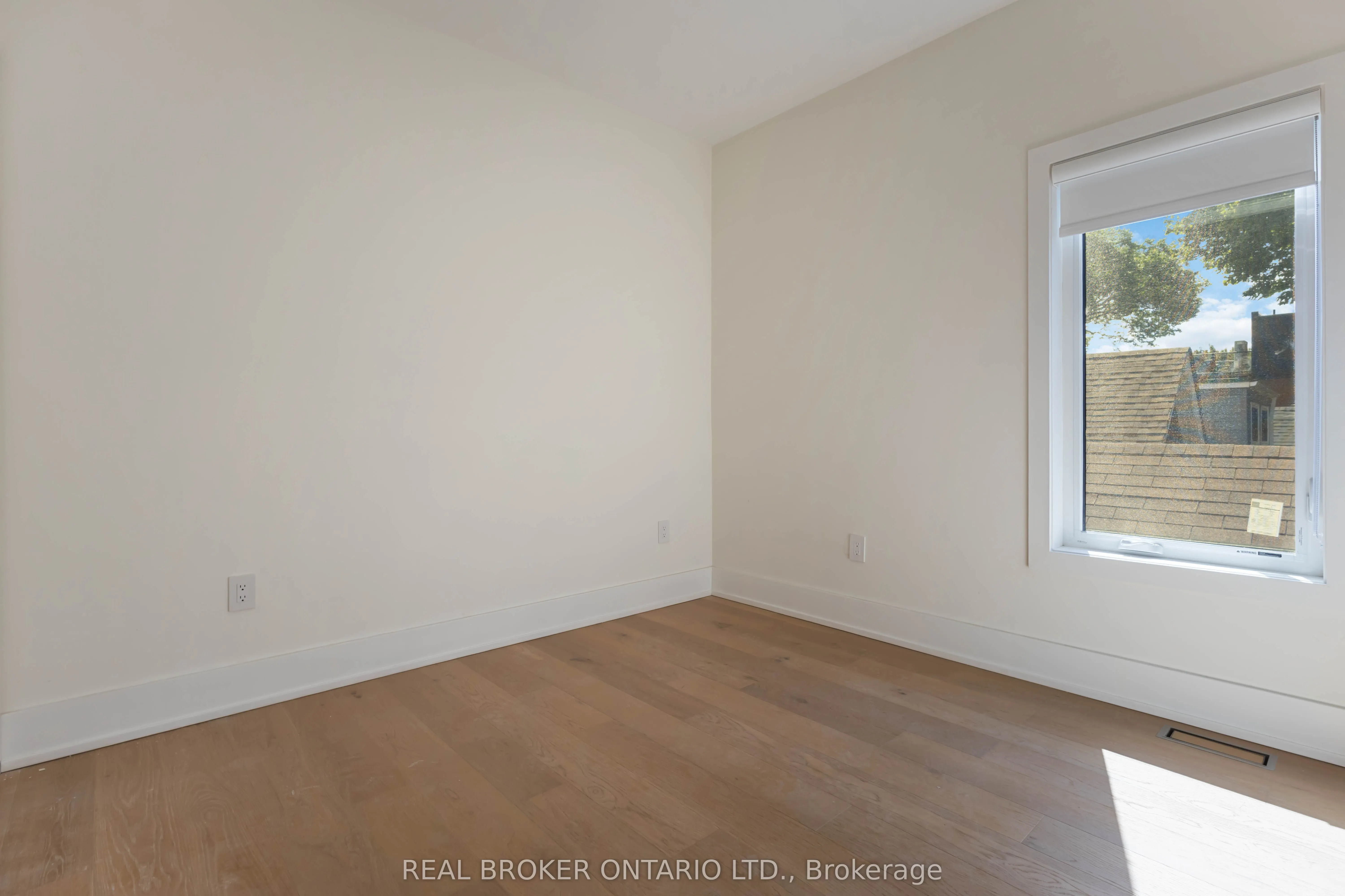 72 Jones Avenue, #Unit R