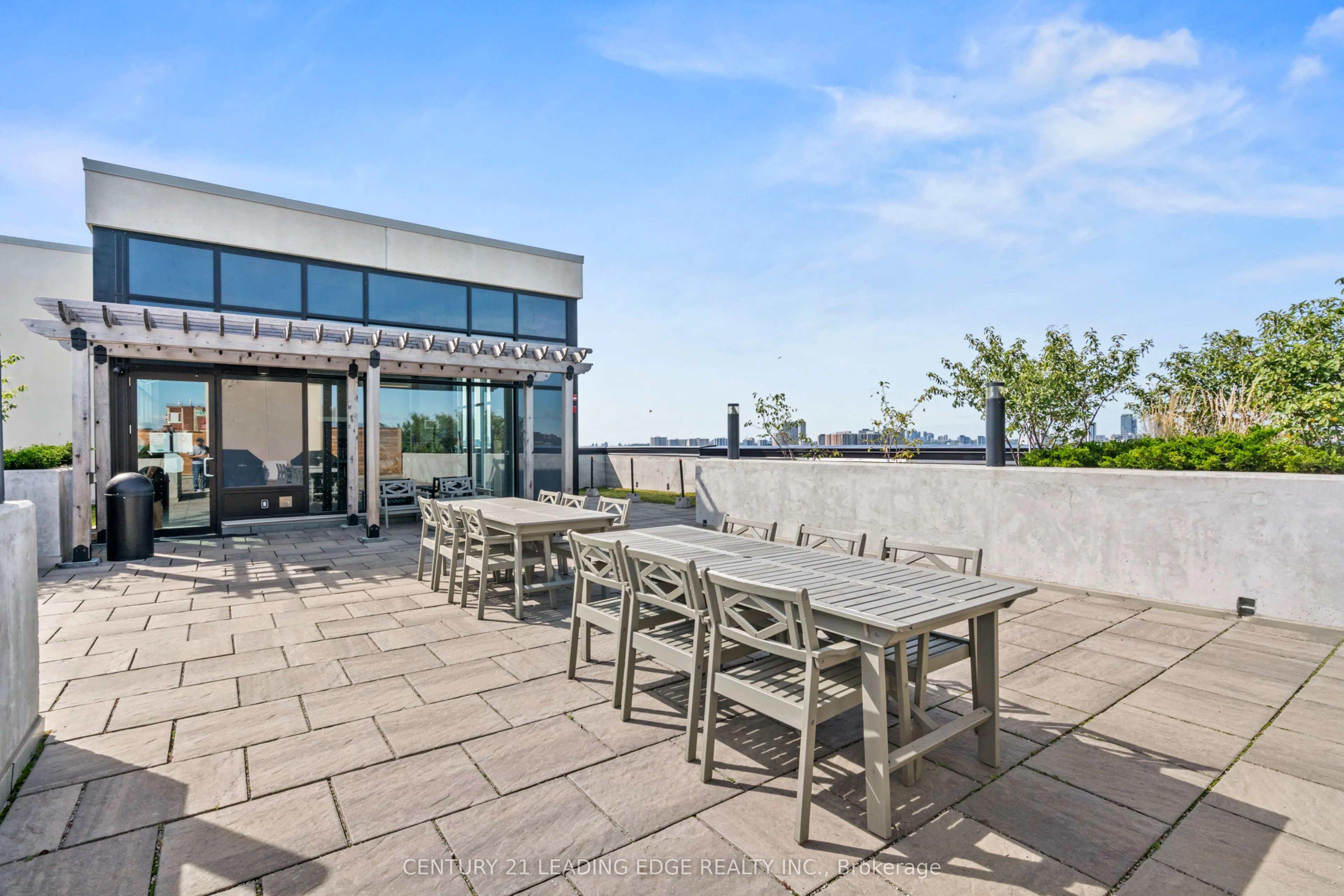 1401 O'Connor Drive, #207
