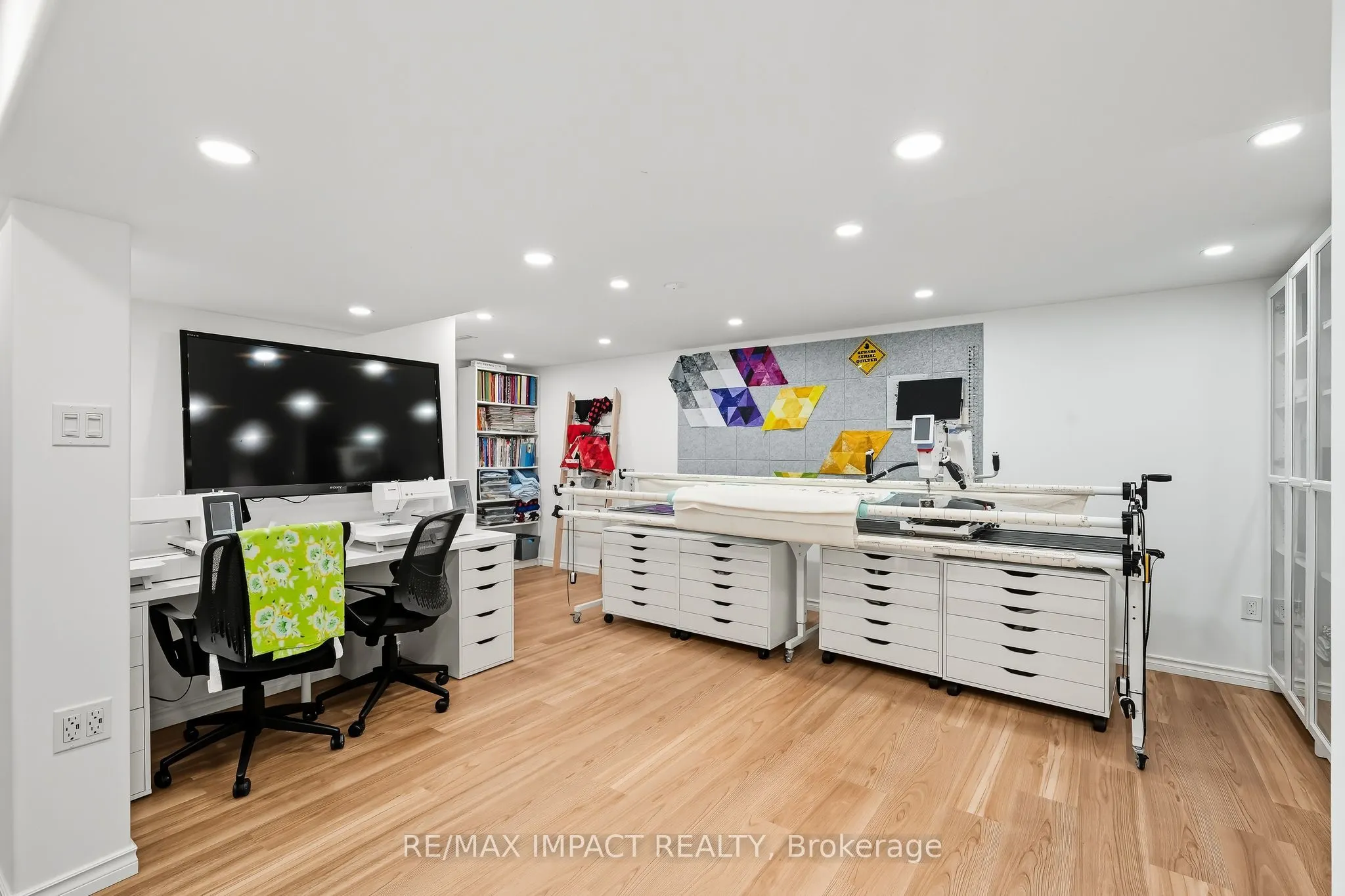 25 Roser Crescent
