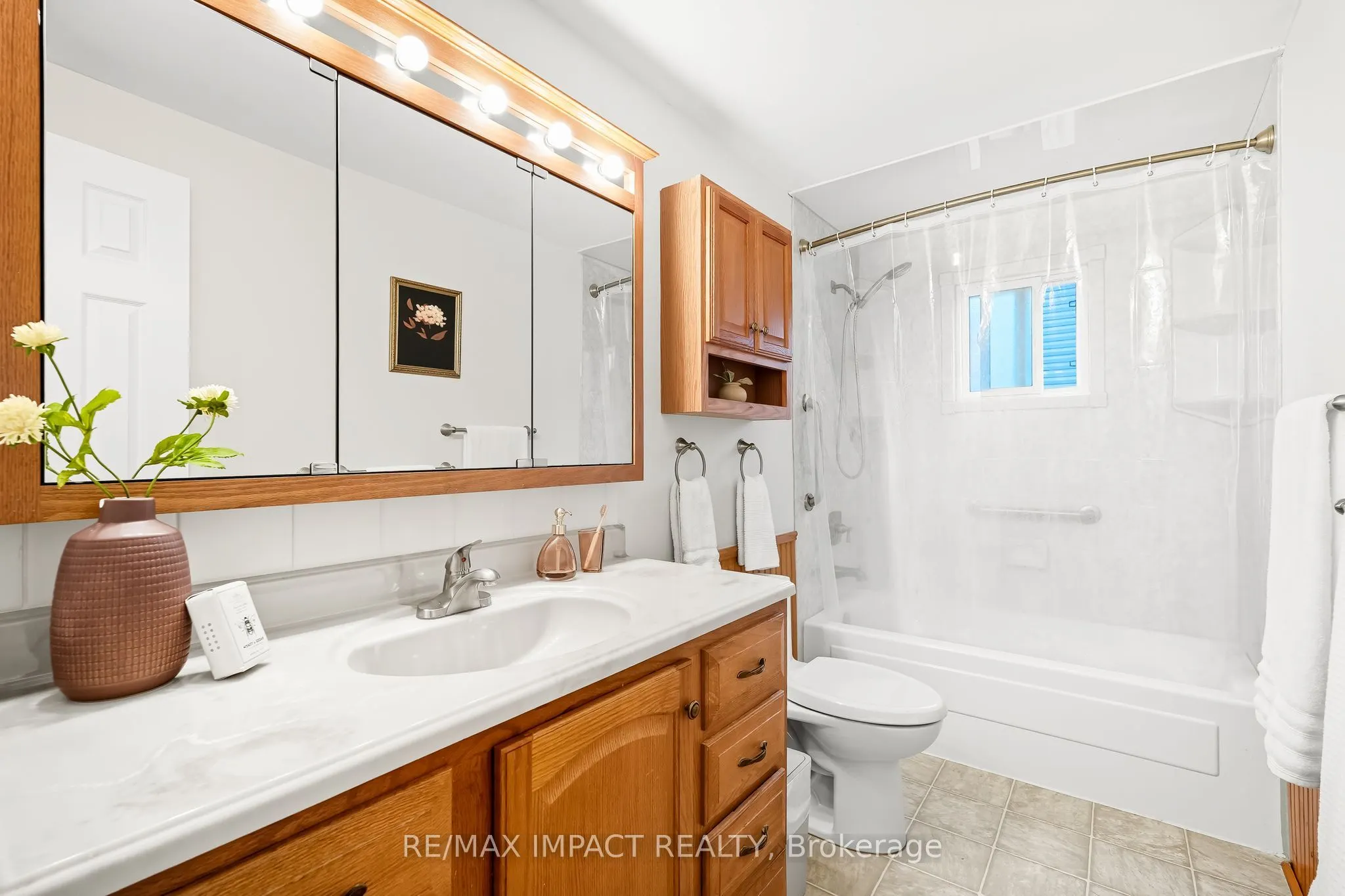 25 Roser Crescent
