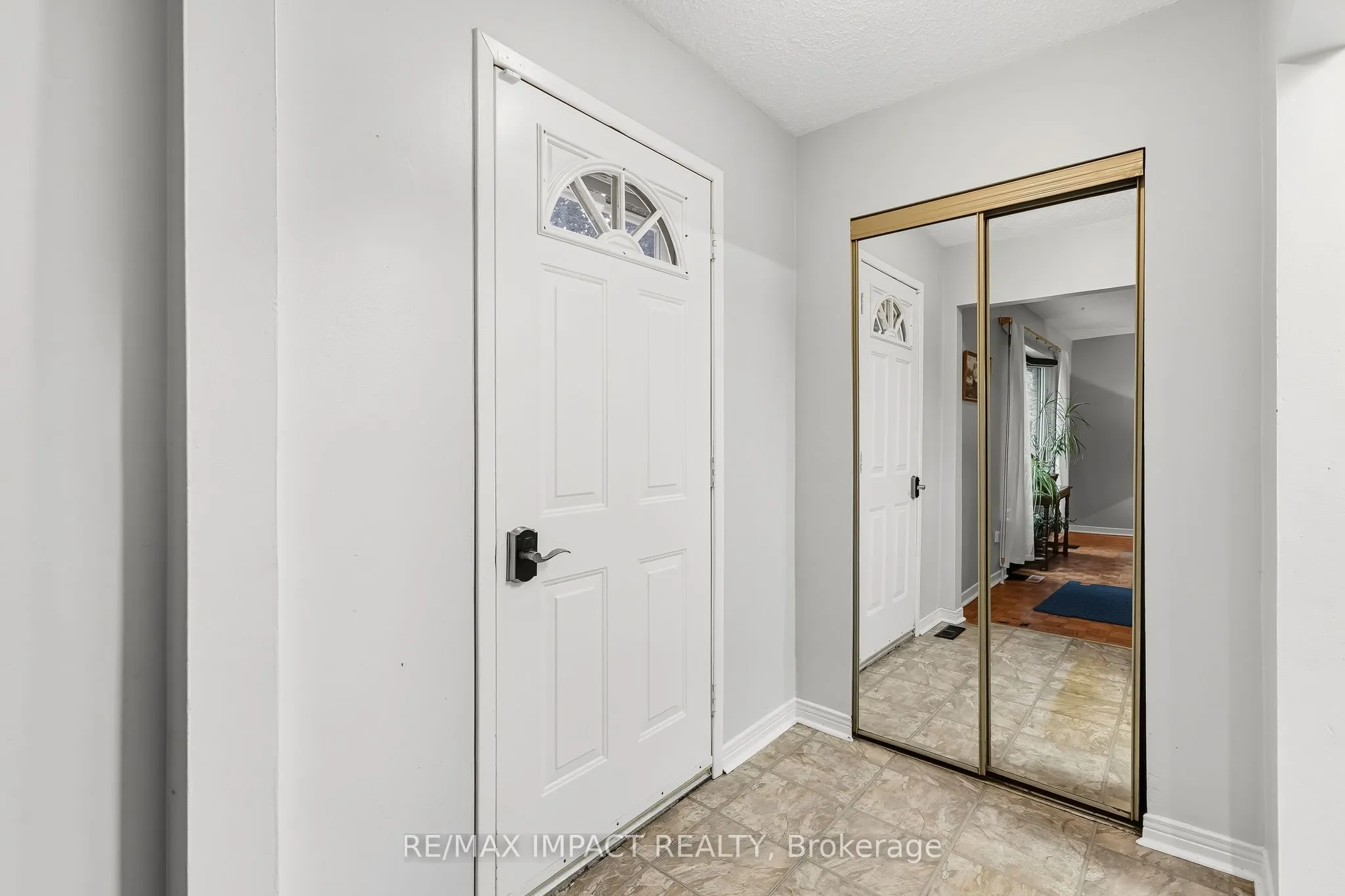 25 Roser Crescent