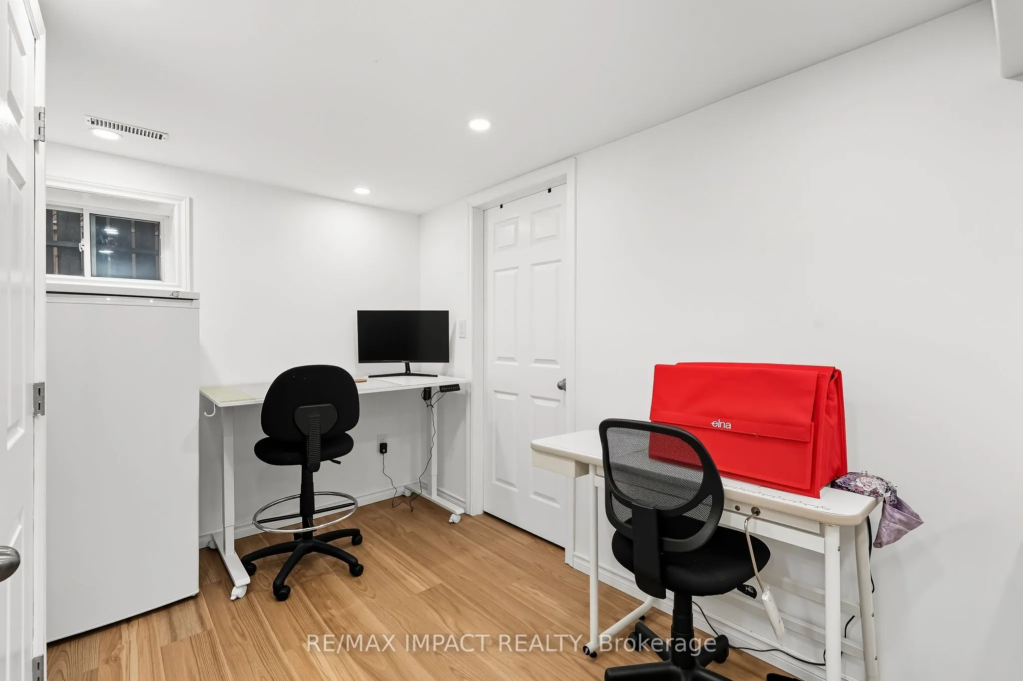 25 Roser Crescent