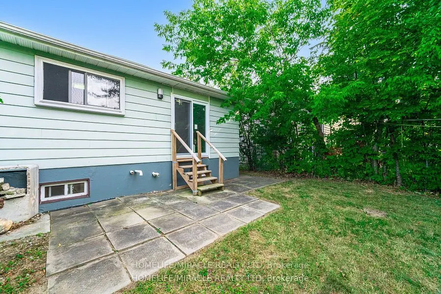 81 Pettibone Square