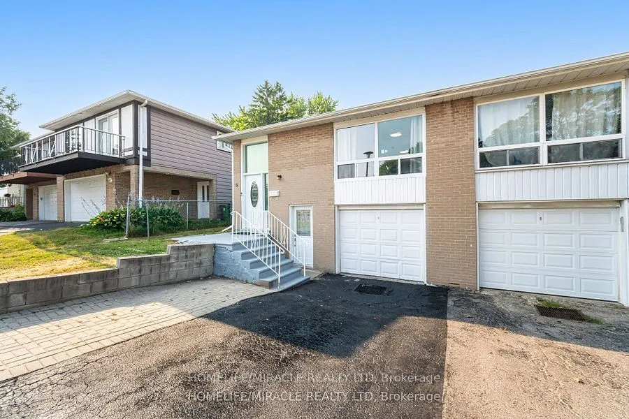 81 Pettibone Square