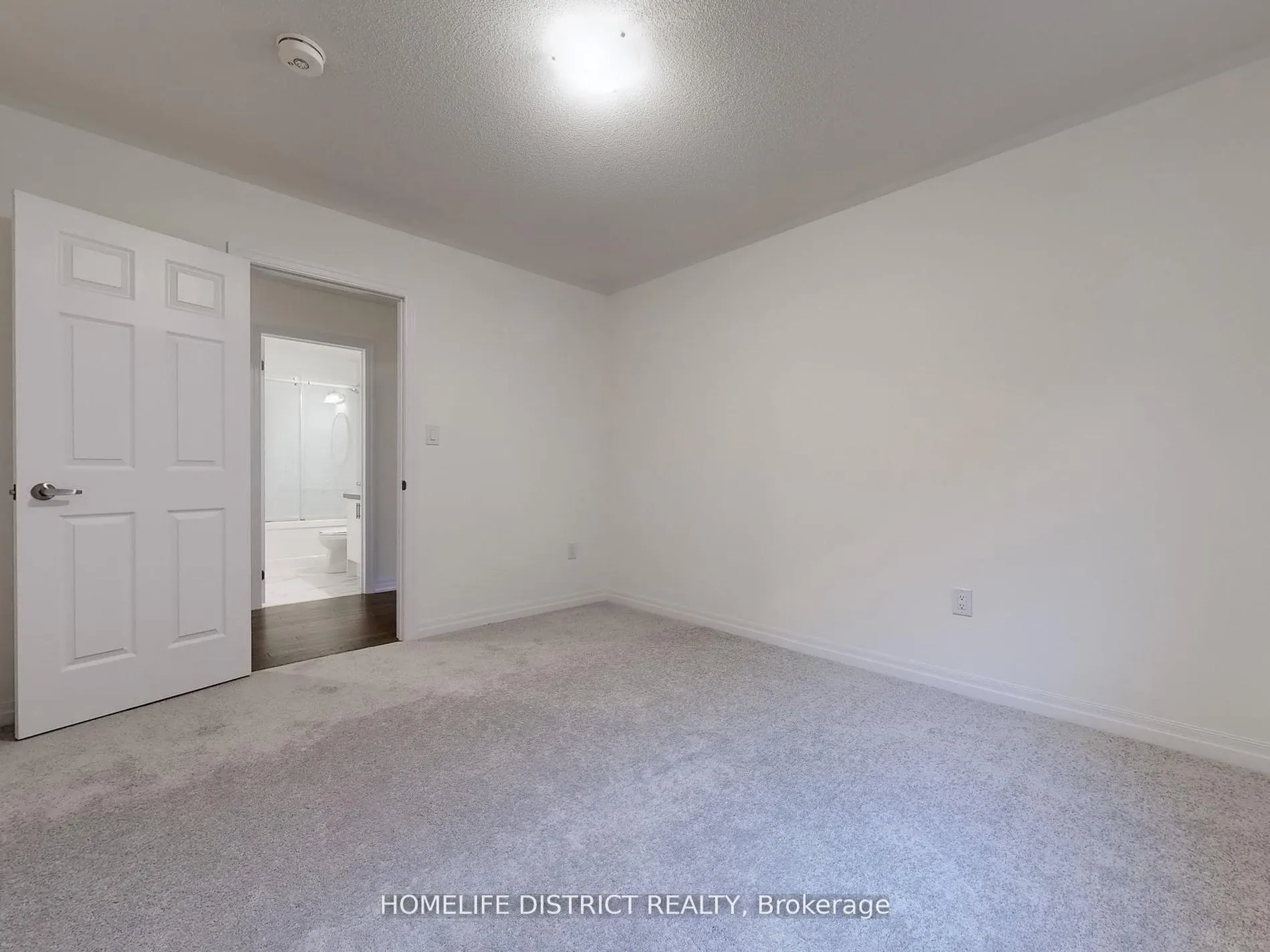 238 Flood Avenue