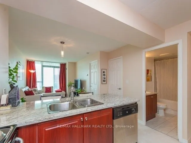 68 Grangeway Avenue, #1115
