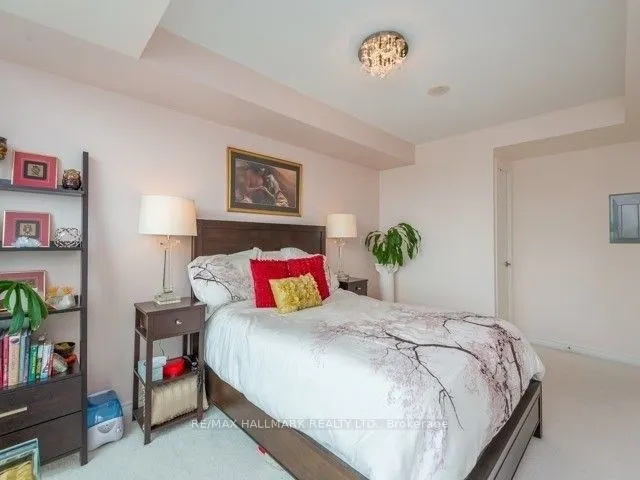 68 Grangeway Avenue, #1115