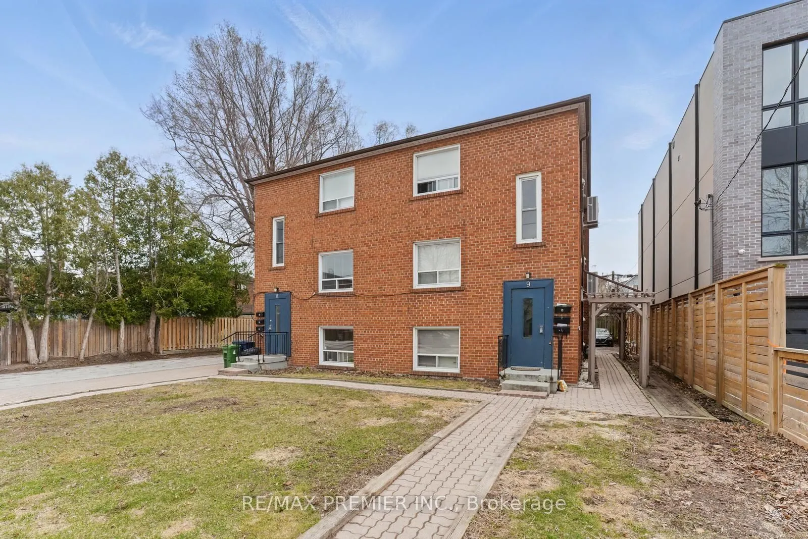9 Bracebridge Avenue, #3