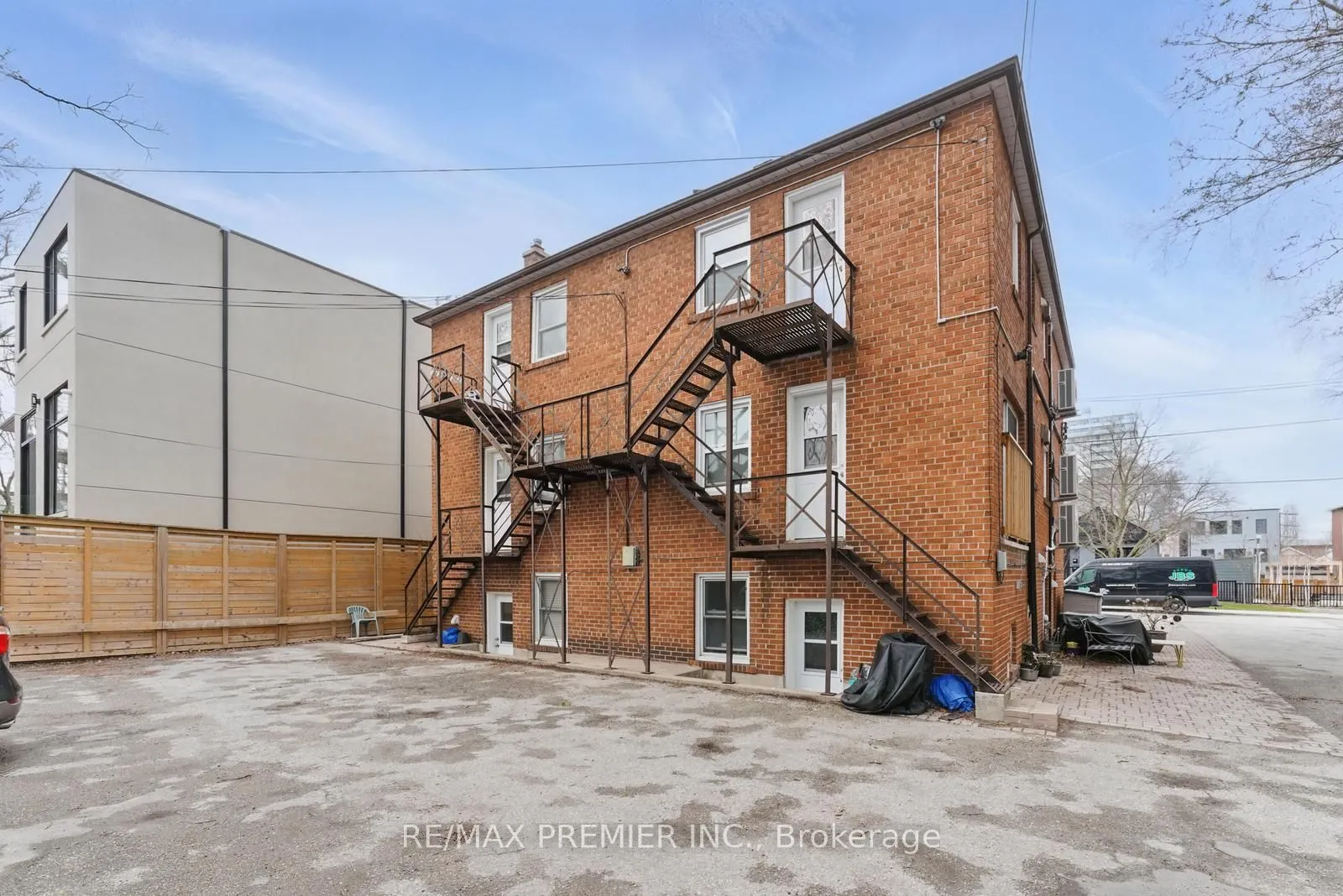 9 Bracebridge Avenue, #3