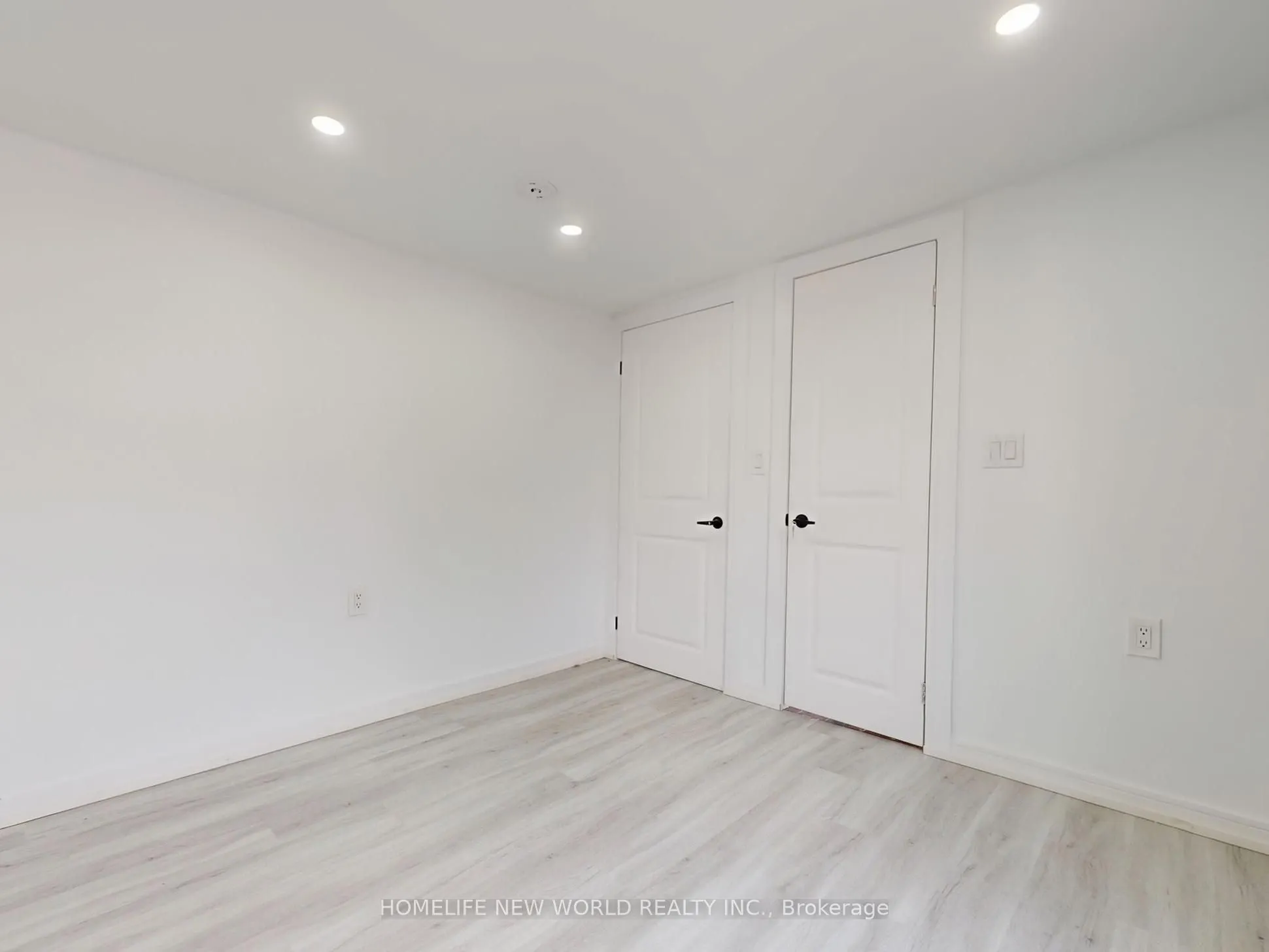 11 Maple Street