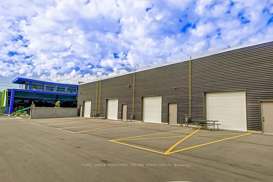 472 Taunton Road W, #3