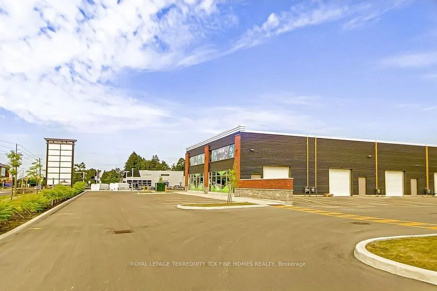 472 Taunton Road W, #3