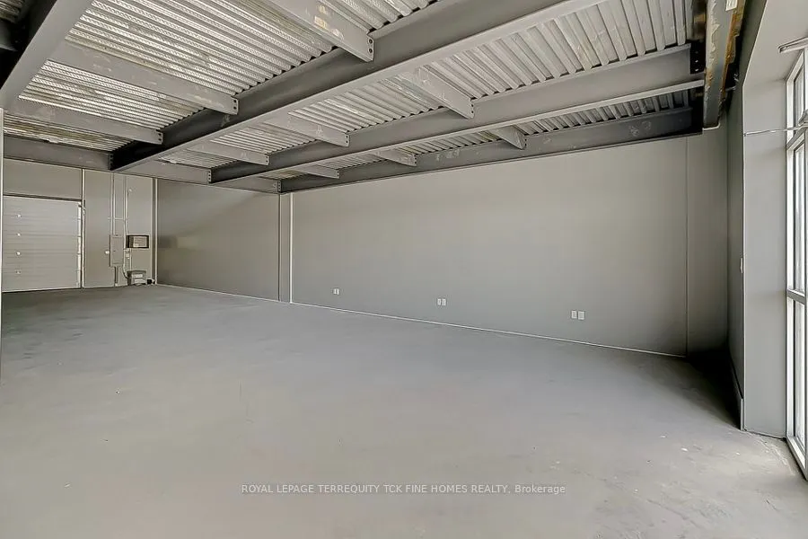 472 Taunton Road W, #3