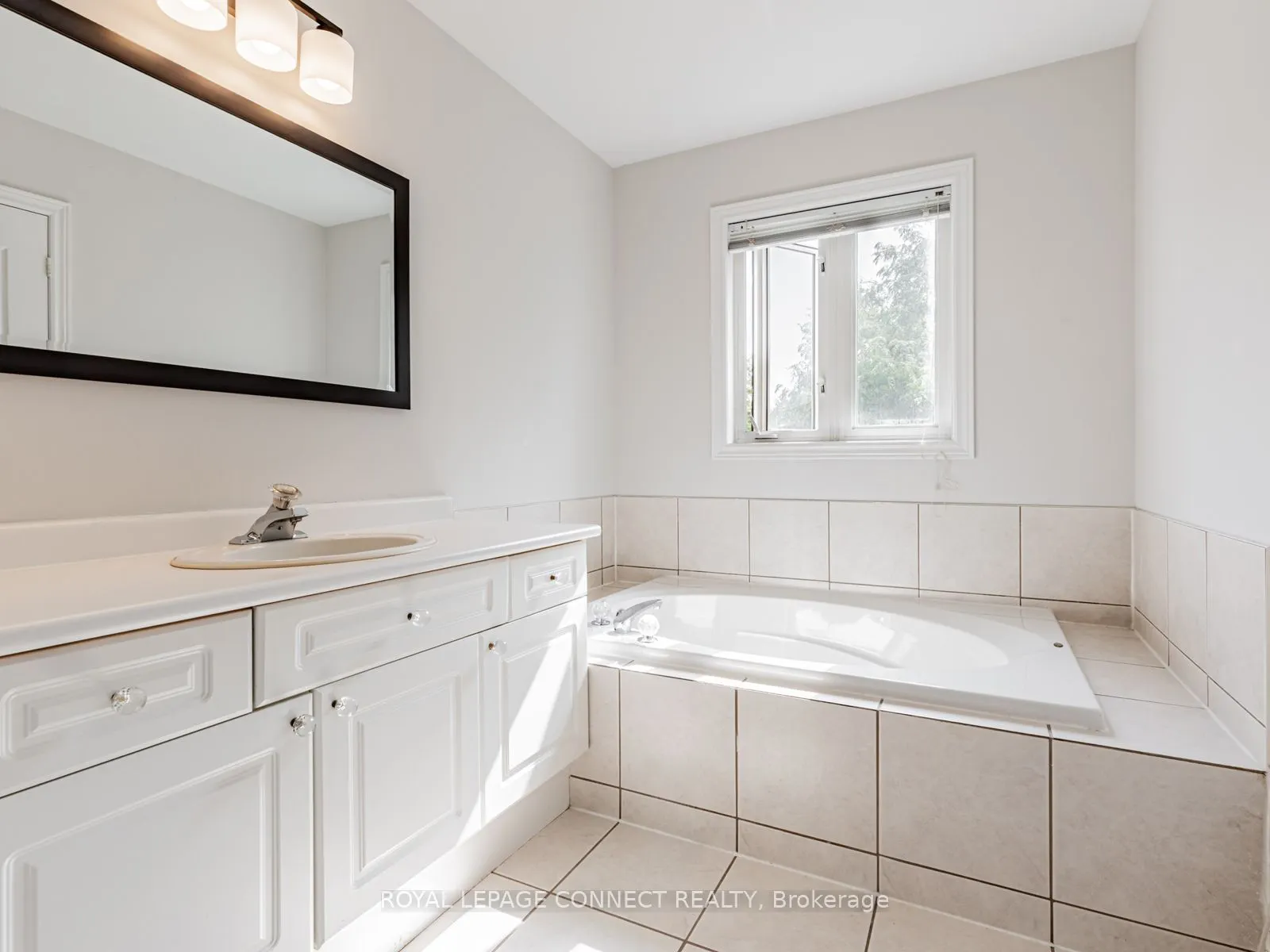 15 Moreau Trail