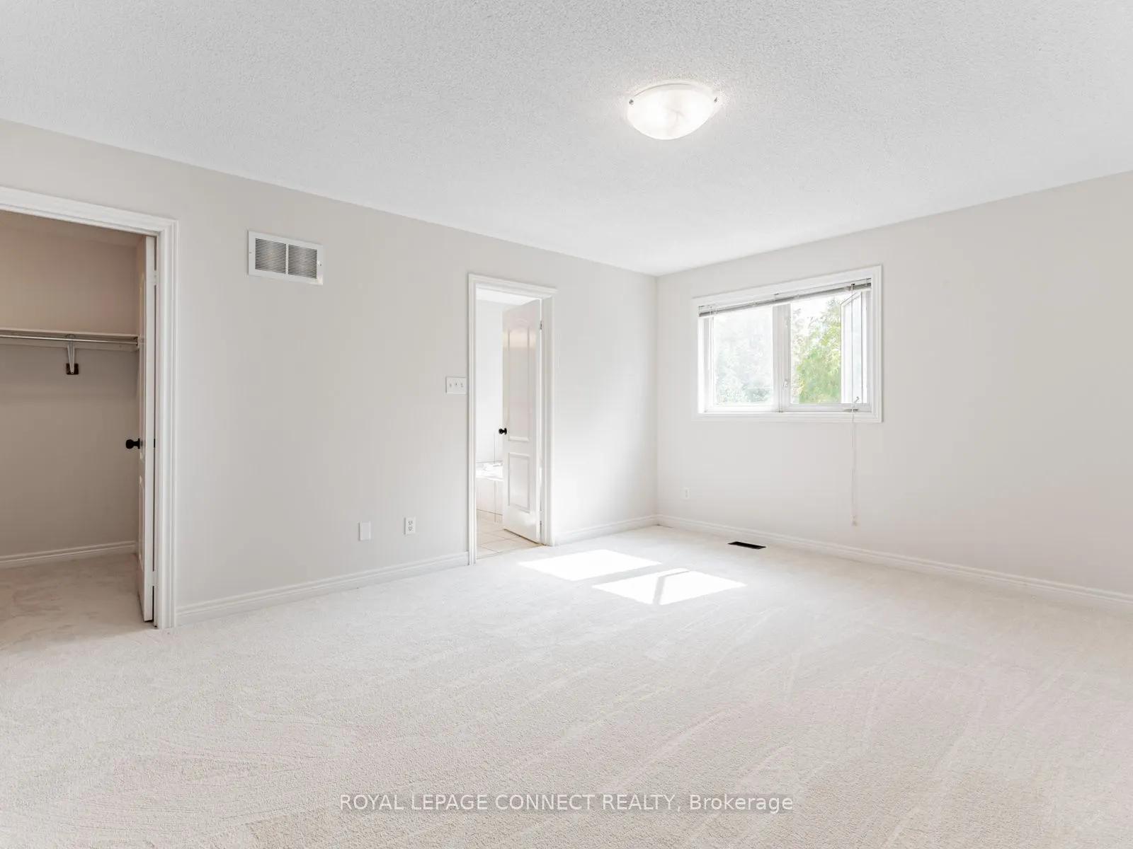 15 Moreau Trail