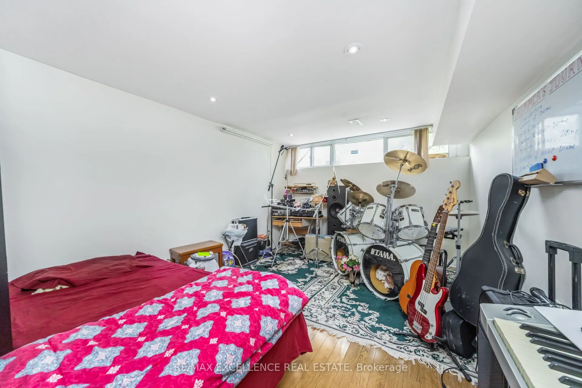 43 Porchester Drive