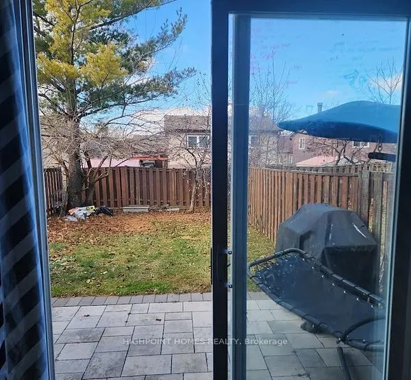 18 Valley Stream Drive