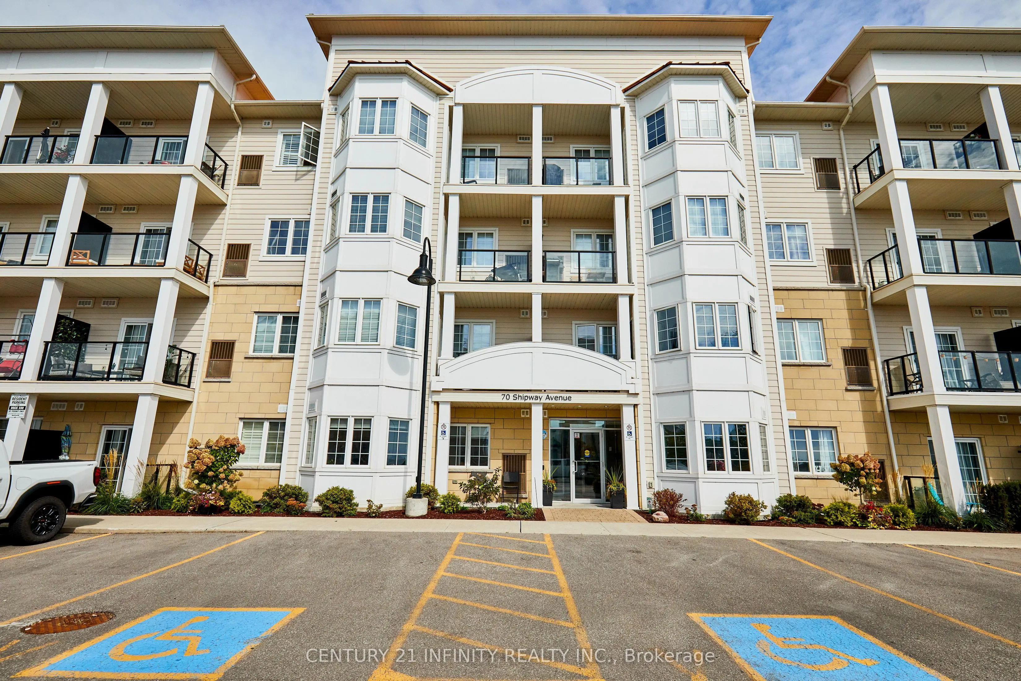 70 Shipway Avenue, #101