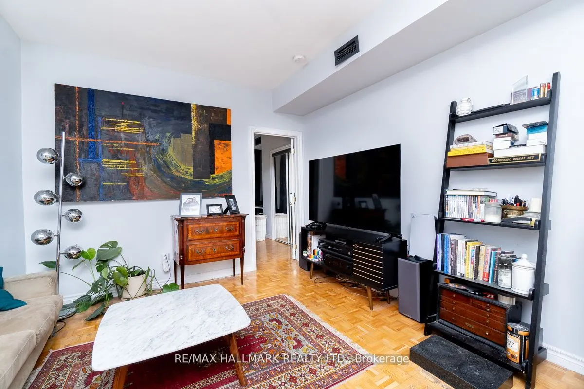 804 Queen Street E, #1