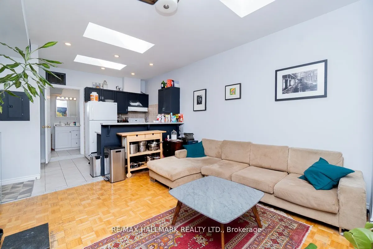 804 Queen Street E, #1
