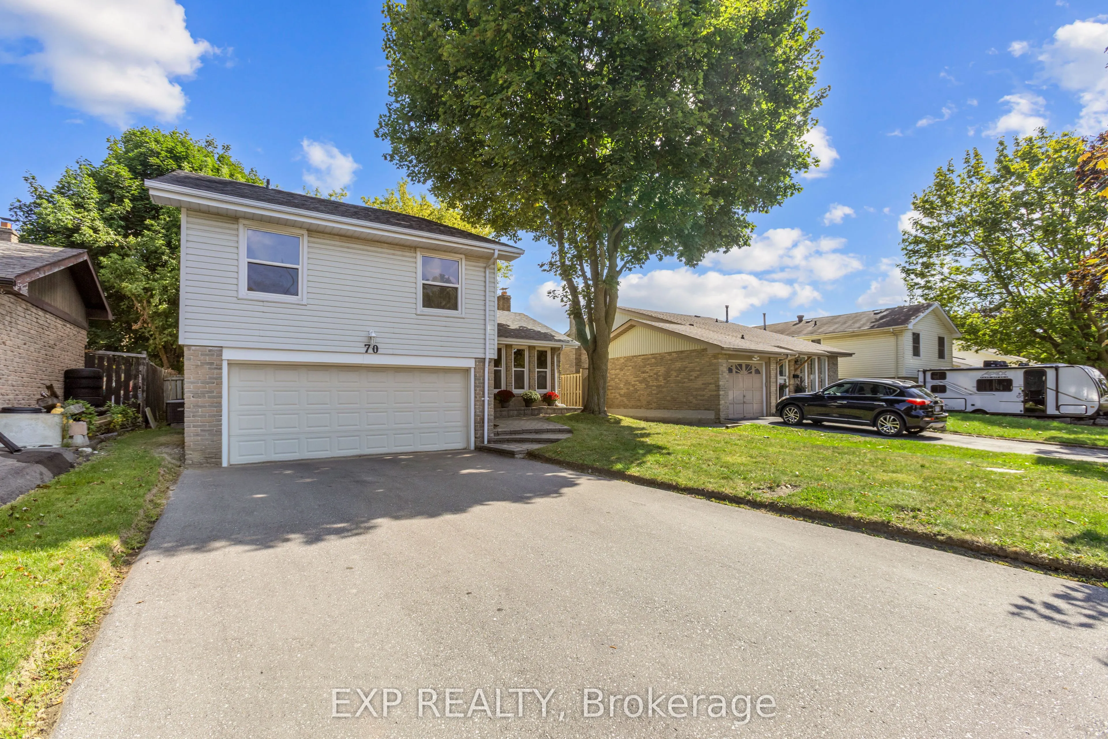 70 Pilkington Crescent