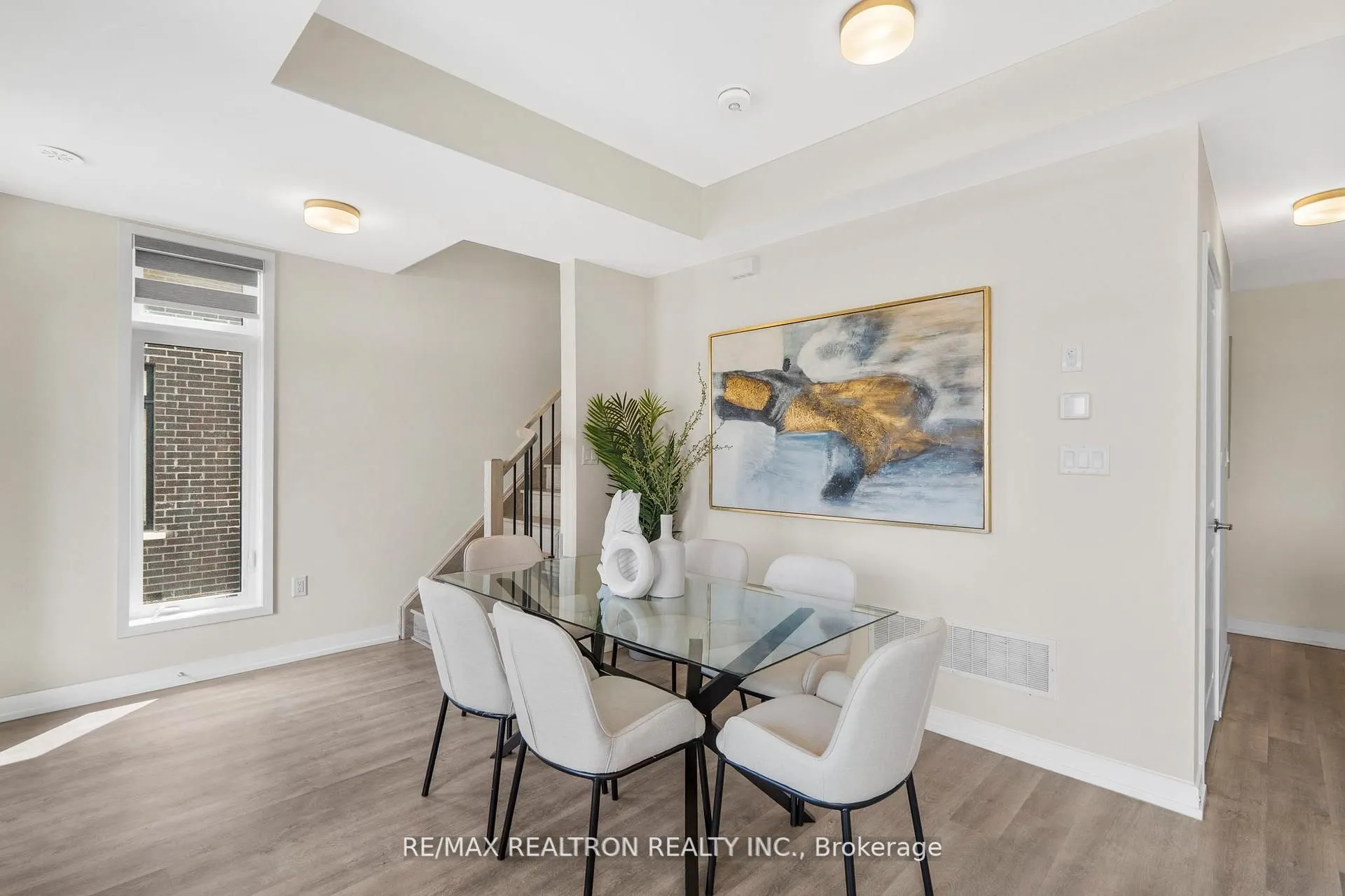 2550 Castlegate Crossing, #401