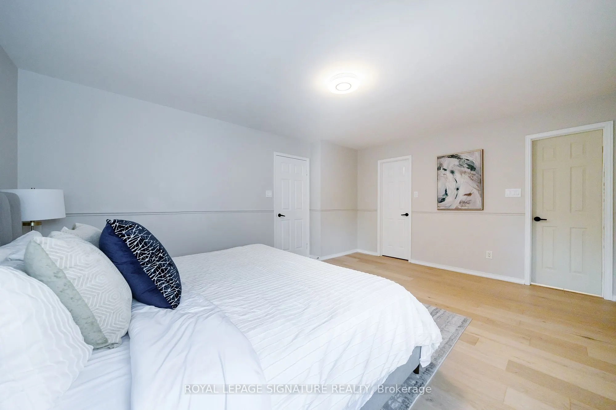 1239 Barnwood Square