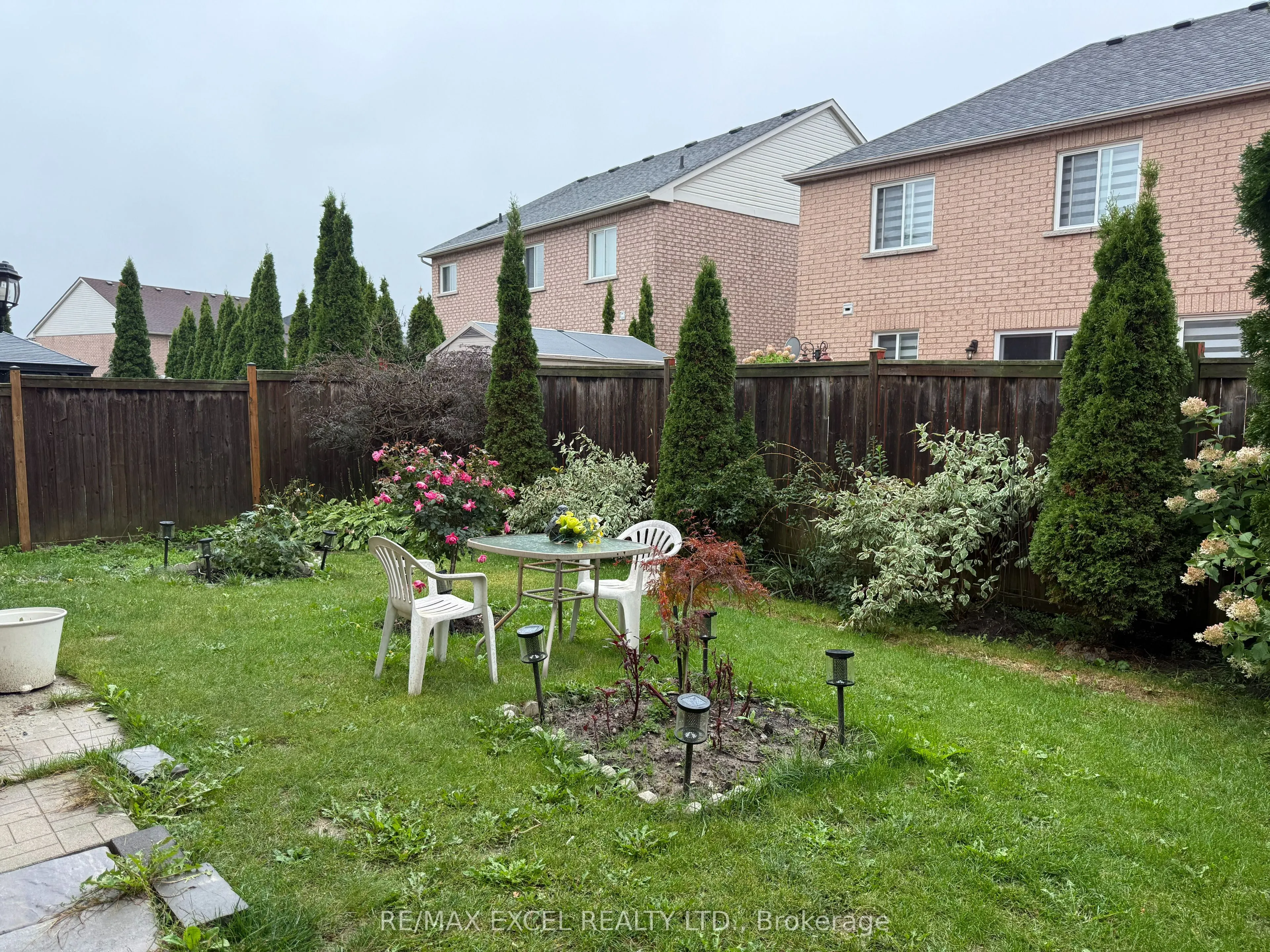 71 Grainger Crescent