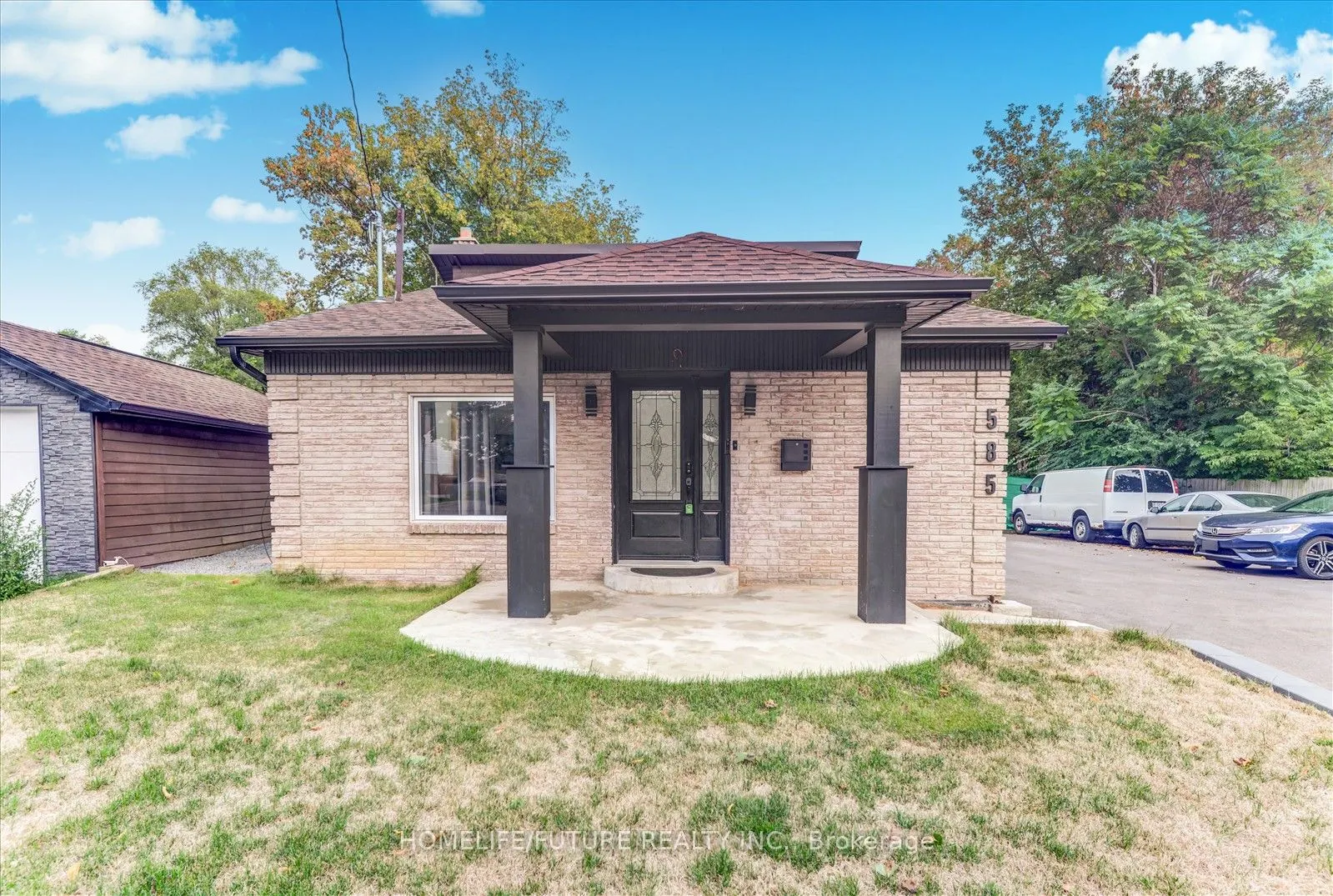 585 Wilson Road N